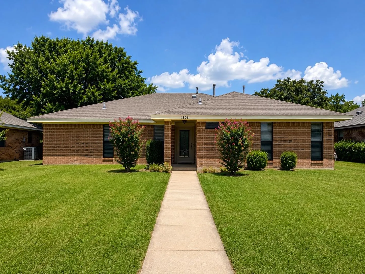 Single Family Residence For Rent in Collin County , 7806 Williams Avenue, Frisco, Texas 75033, 3 Bedroom, 2 Bathroom, 2 Garage spaces, 1,506 Sqft, built in 1983, mls#21334698, Real Estate Agent in Frisco, Homes For Rent in Collin county, Homes For Rent in Frisco, Realtor in Frisco Texas, Real Estate Brokerage Independent Realty Texas, Luminita Cordes Realtor