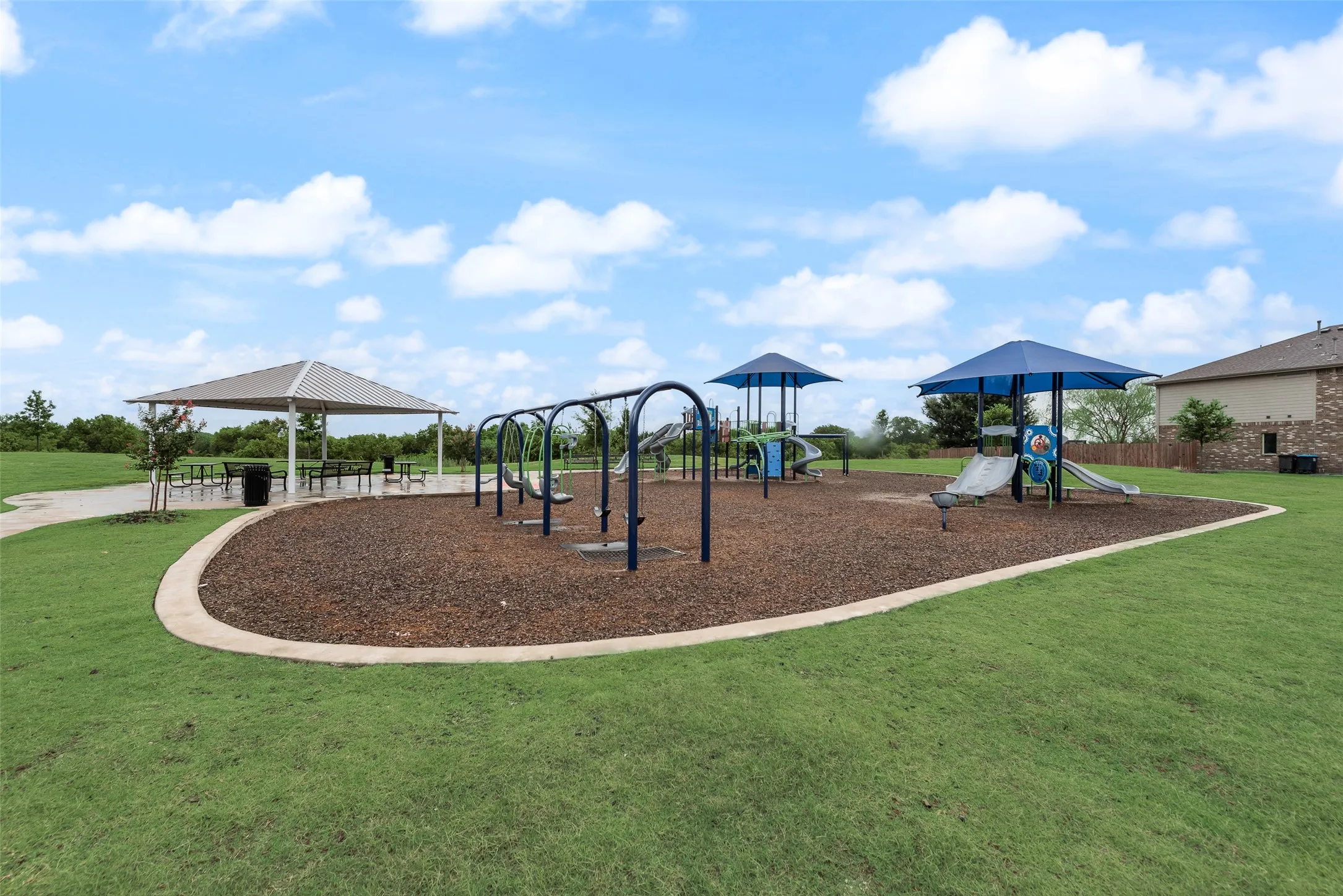 Single Family Residence For Sale in Tarrant County , 516 Drowsy Water Trail, Fort Worth, Texas 76131, 3 Bedroom, 2 Bathroom, 2 Garage spaces, 1,516 Sqft, built in 2023, mls#21334591, Real Estate Agent in Fort Worth, Homes For Sale in Tarrant county, Homes For Sale in Fort Worth, Realtor in Fort Worth Texas, Real Estate Brokerage Independent Realty Texas, Luminita Cordes Realtor