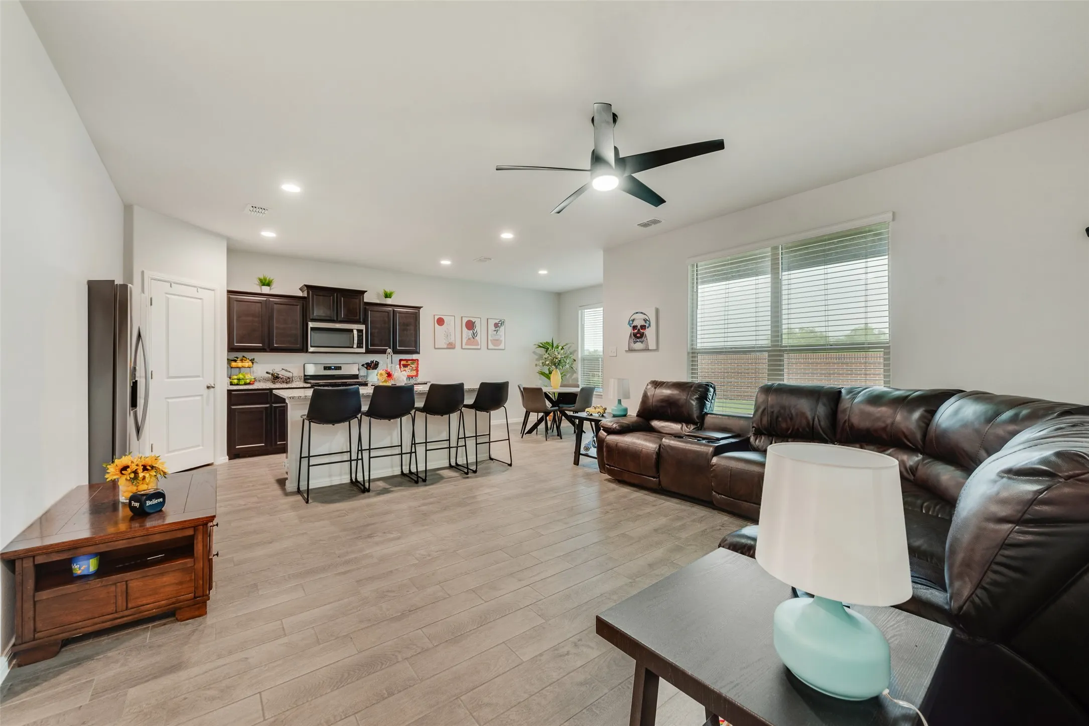 Single Family Residence For Sale in Tarrant County , 516 Drowsy Water Trail, Fort Worth, Texas 76131, 3 Bedroom, 2 Bathroom, 2 Garage spaces, 1,516 Sqft, built in 2023, mls#21334591, Real Estate Agent in Fort Worth, Homes For Sale in Tarrant county, Homes For Sale in Fort Worth, Realtor in Fort Worth Texas, Real Estate Brokerage Independent Realty Texas, Luminita Cordes Realtor