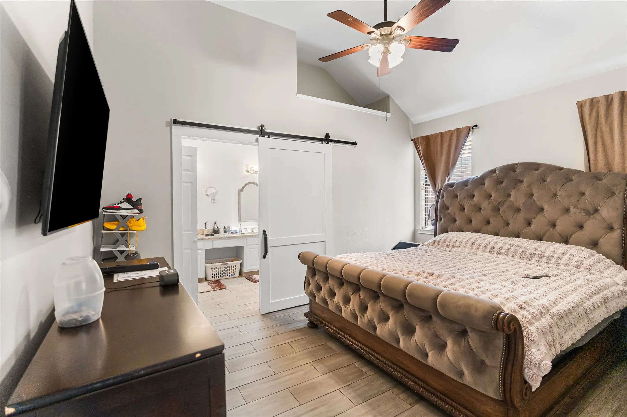 Single Family Residence For Rent in Denton County , 2219 Greenview Drive, Carrollton, Texas 75010, 3 Bedroom, 2 Bathroom, 2 Garage spaces, 1,331 Sqft, built in 1985, mls#21318953, Real Estate Agent in Carrollton, Homes For Rent in Denton county, Homes For Rent in Carrollton, Realtor in Carrollton Texas, Real Estate Brokerage Independent Realty Texas, Luminita Cordes Realtor