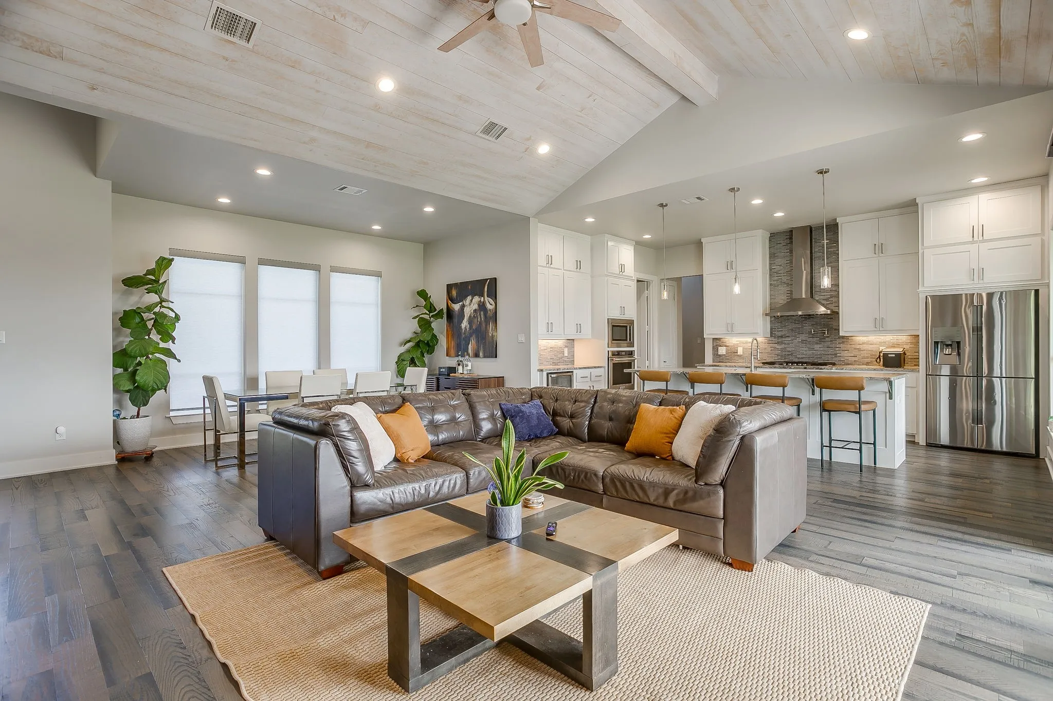 Single Family Residence For Sale in Parker County , 323 Stone Mountain Road, Cresson, Texas 76035, 4 Bedroom, 4 Bathroom, 2 Garage spaces, 3,147 Sqft, built in 2017, mls#21334440, Real Estate Agent in Cresson, Homes For Sale in Parker county, Homes For Sale in Cresson, Realtor in Cresson Texas, Real Estate Brokerage Independent Realty Texas, Luminita Cordes Realtor
