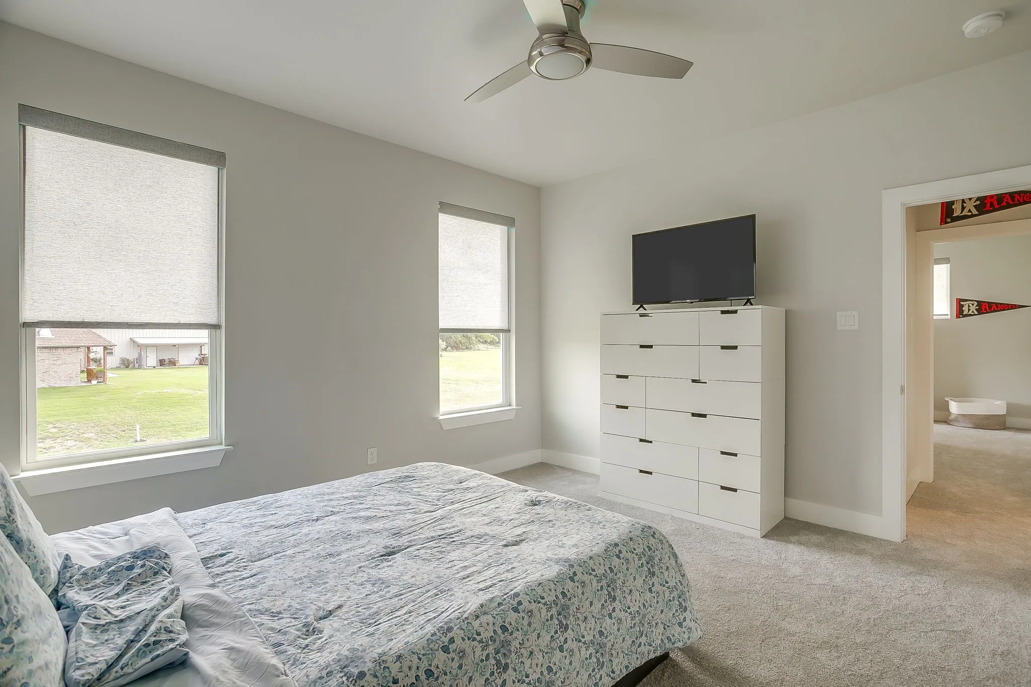 Single Family Residence For Sale in Parker County , 323 Stone Mountain Road, Cresson, Texas 76035, 4 Bedroom, 4 Bathroom, 2 Garage spaces, 3,147 Sqft, built in 2017, mls#21334440, Real Estate Agent in Cresson, Homes For Sale in Parker county, Homes For Sale in Cresson, Realtor in Cresson Texas, Real Estate Brokerage Independent Realty Texas, Luminita Cordes Realtor