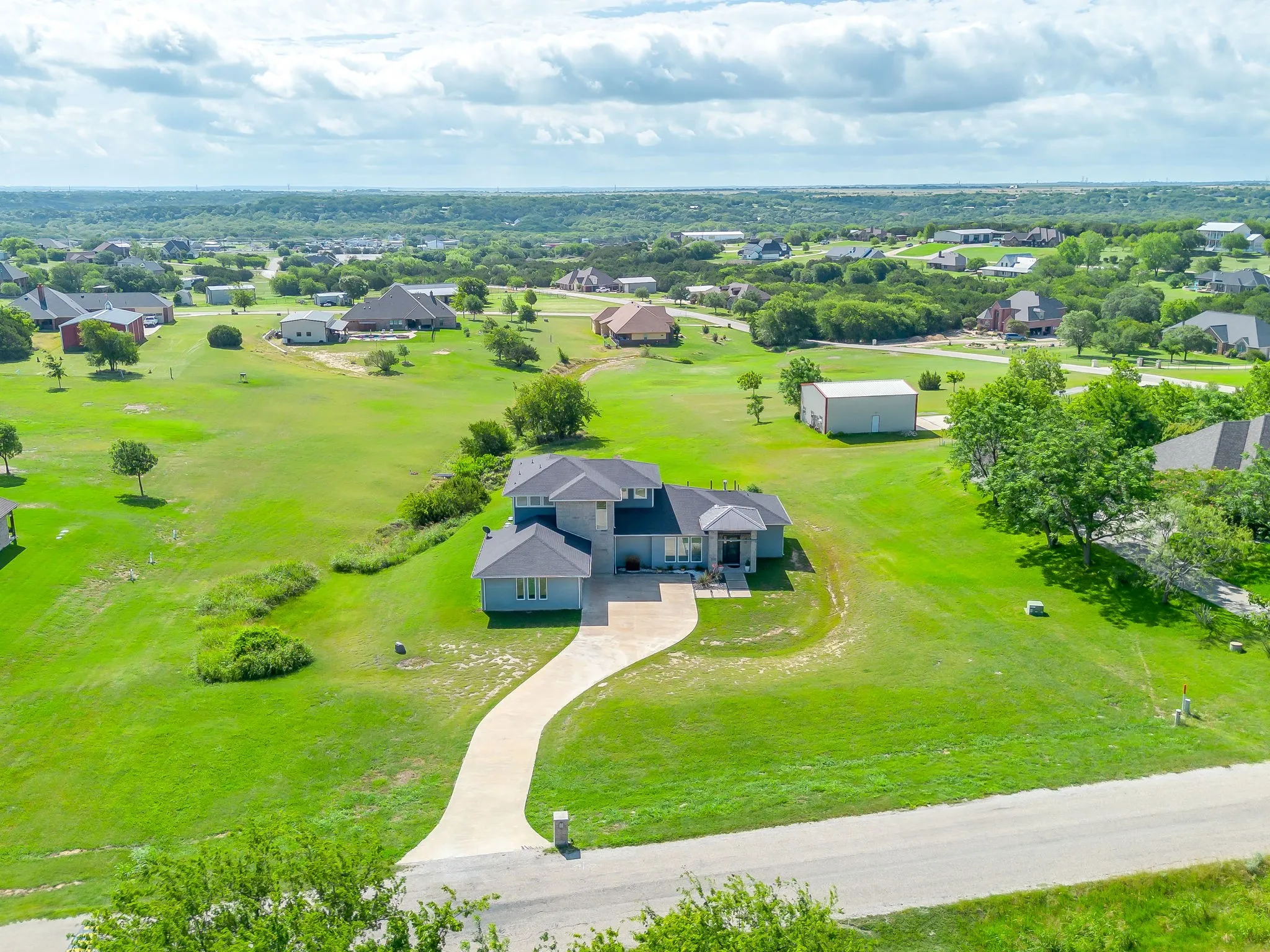 Single Family Residence For Sale in Parker County , 323 Stone Mountain Road, Cresson, Texas 76035, 4 Bedroom, 4 Bathroom, 2 Garage spaces, 3,147 Sqft, built in 2017, mls#21334440, Real Estate Agent in Cresson, Homes For Sale in Parker county, Homes For Sale in Cresson, Realtor in Cresson Texas, Real Estate Brokerage Independent Realty Texas, Luminita Cordes Realtor