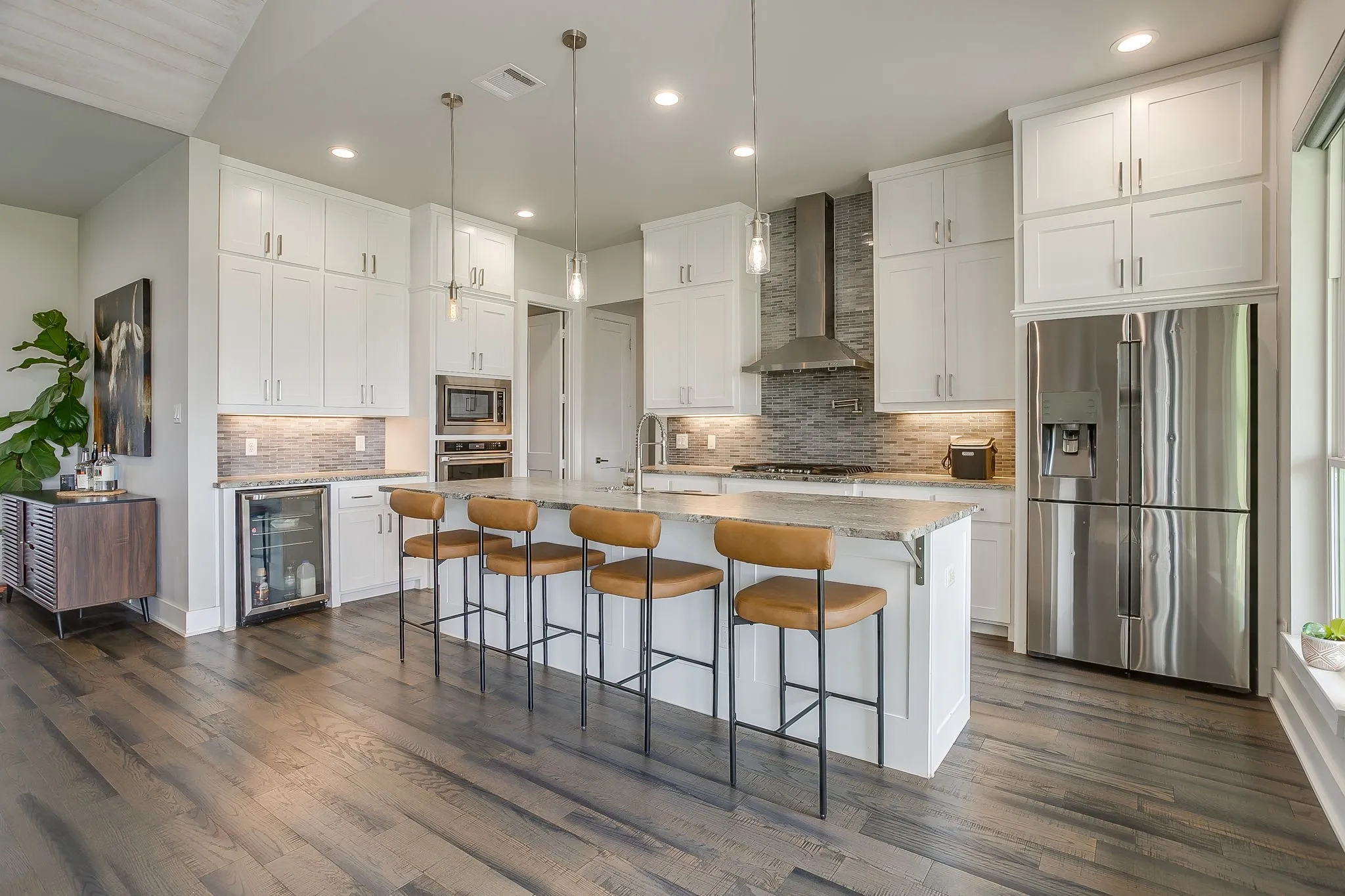 Single Family Residence For Sale in Parker County , 323 Stone Mountain Road, Cresson, Texas 76035, 4 Bedroom, 4 Bathroom, 2 Garage spaces, 3,147 Sqft, built in 2017, mls#21334440, Real Estate Agent in Cresson, Homes For Sale in Parker county, Homes For Sale in Cresson, Realtor in Cresson Texas, Real Estate Brokerage Independent Realty Texas, Luminita Cordes Realtor