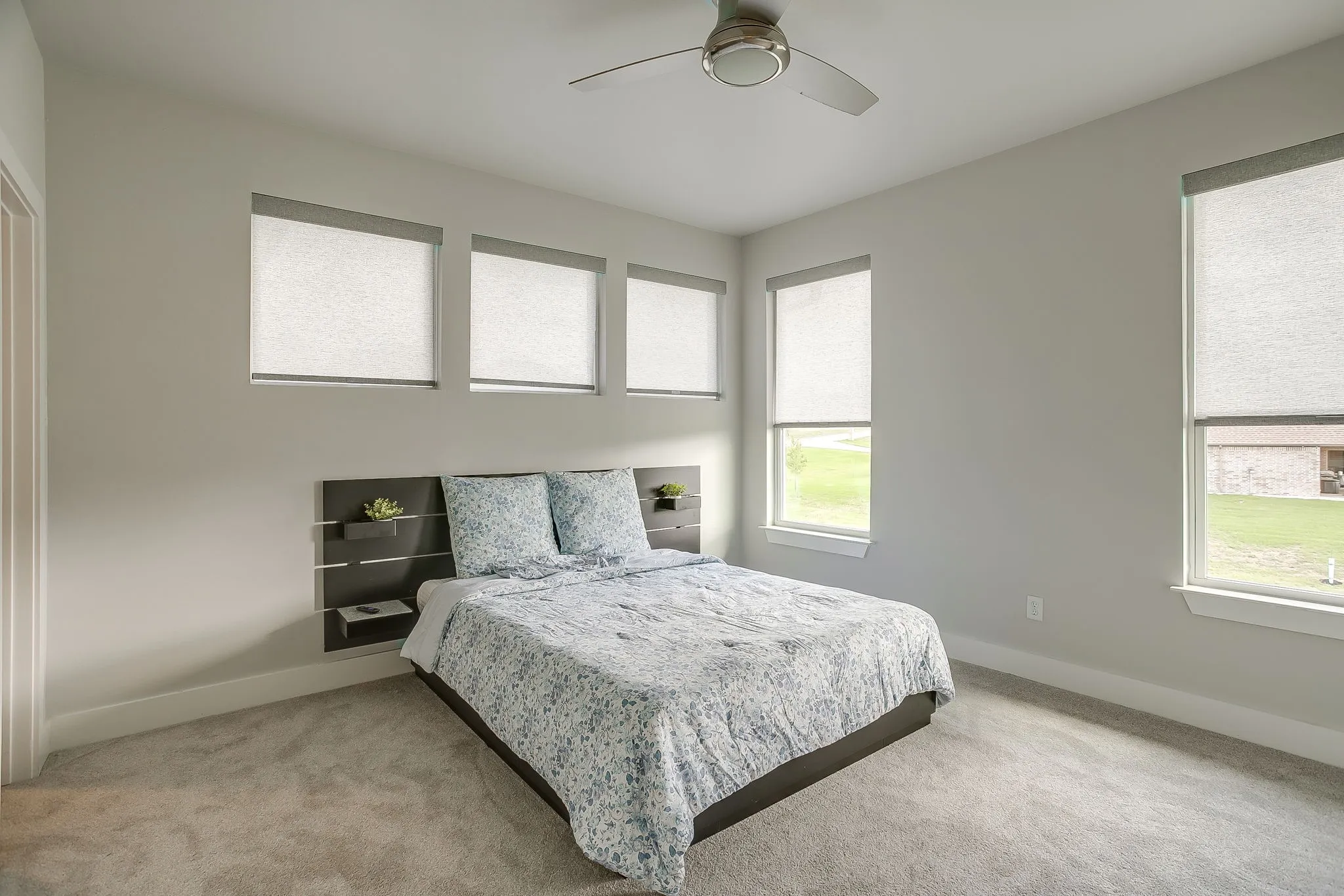 Single Family Residence For Sale in Parker County , 323 Stone Mountain Road, Cresson, Texas 76035, 4 Bedroom, 4 Bathroom, 2 Garage spaces, 3,147 Sqft, built in 2017, mls#21334440, Real Estate Agent in Cresson, Homes For Sale in Parker county, Homes For Sale in Cresson, Realtor in Cresson Texas, Real Estate Brokerage Independent Realty Texas, Luminita Cordes Realtor