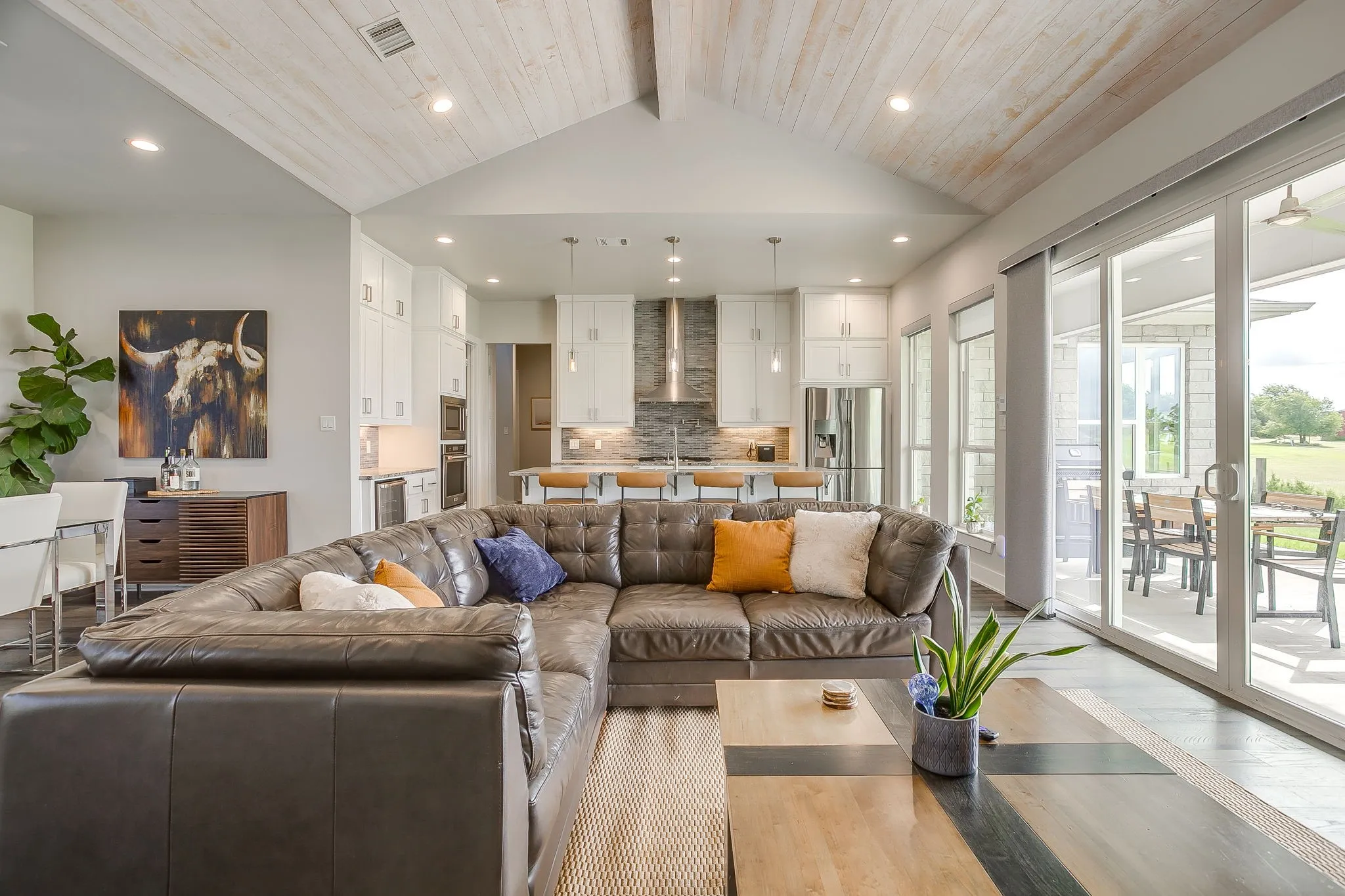 Single Family Residence For Sale in Parker County , 323 Stone Mountain Road, Cresson, Texas 76035, 4 Bedroom, 4 Bathroom, 2 Garage spaces, 3,147 Sqft, built in 2017, mls#21334440, Real Estate Agent in Cresson, Homes For Sale in Parker county, Homes For Sale in Cresson, Realtor in Cresson Texas, Real Estate Brokerage Independent Realty Texas, Luminita Cordes Realtor