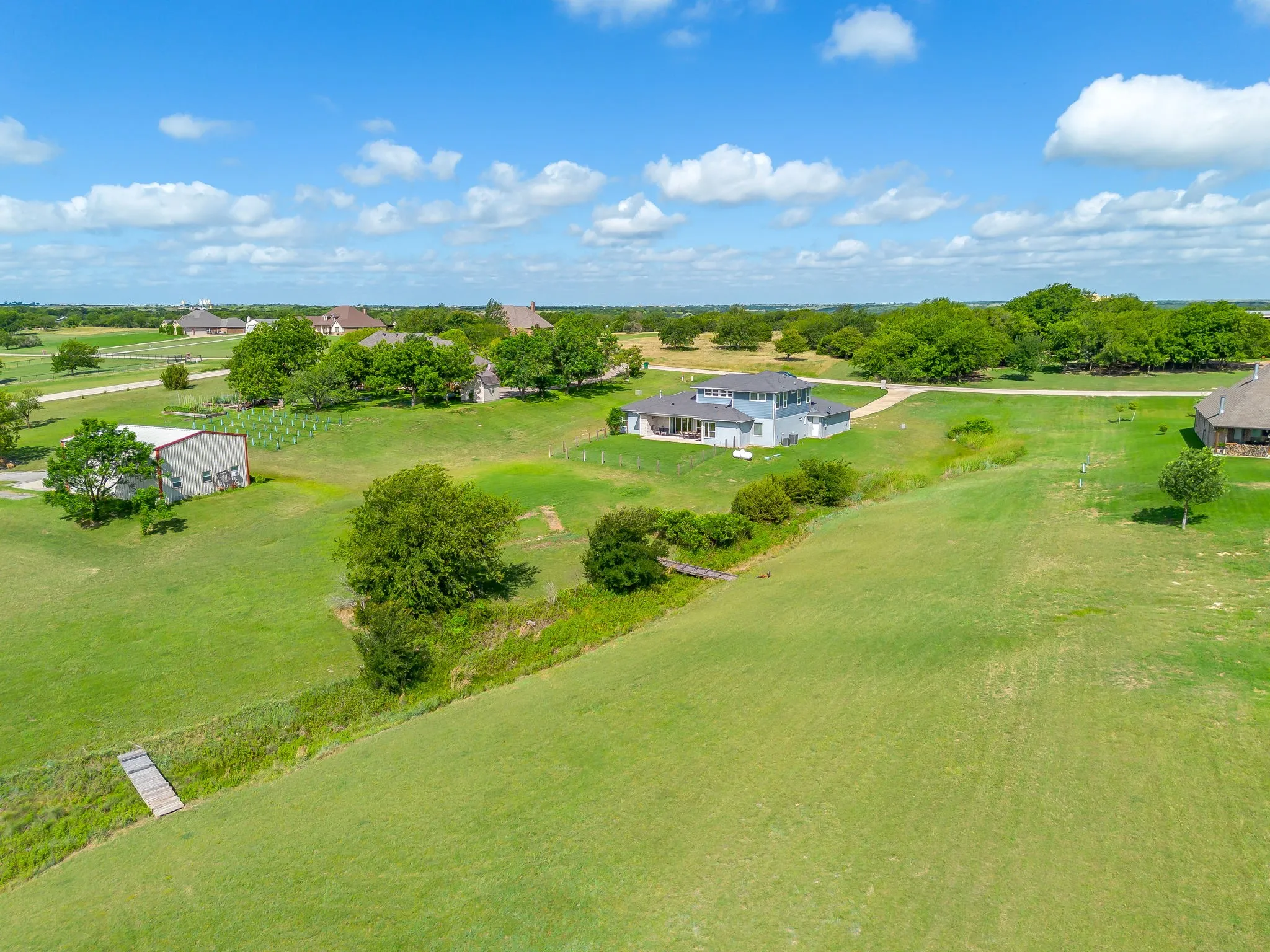 Single Family Residence For Sale in Parker County , 323 Stone Mountain Road, Cresson, Texas 76035, 4 Bedroom, 4 Bathroom, 2 Garage spaces, 3,147 Sqft, built in 2017, mls#21334440, Real Estate Agent in Cresson, Homes For Sale in Parker county, Homes For Sale in Cresson, Realtor in Cresson Texas, Real Estate Brokerage Independent Realty Texas, Luminita Cordes Realtor