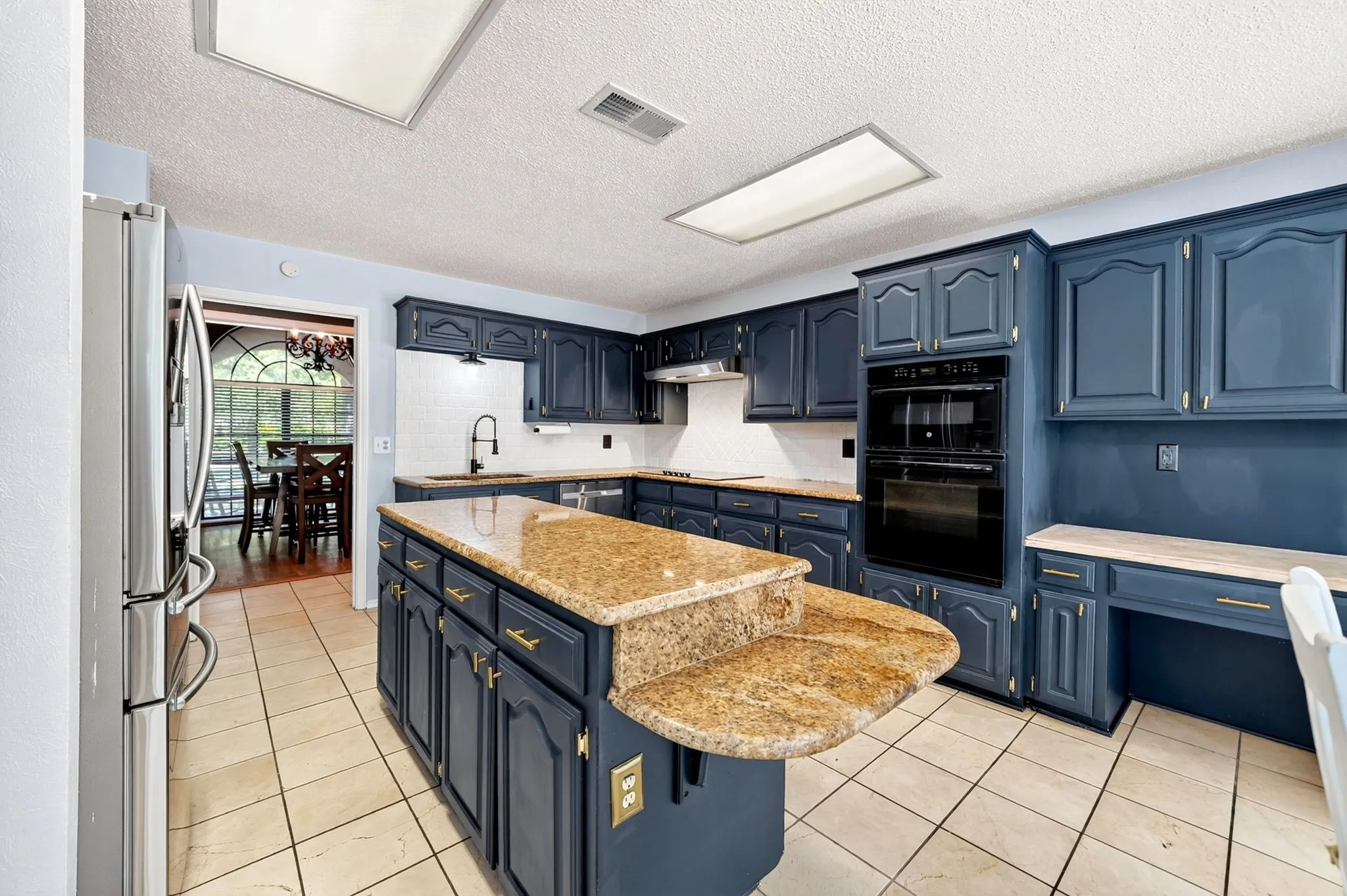 Tons of storage and cabinet space.