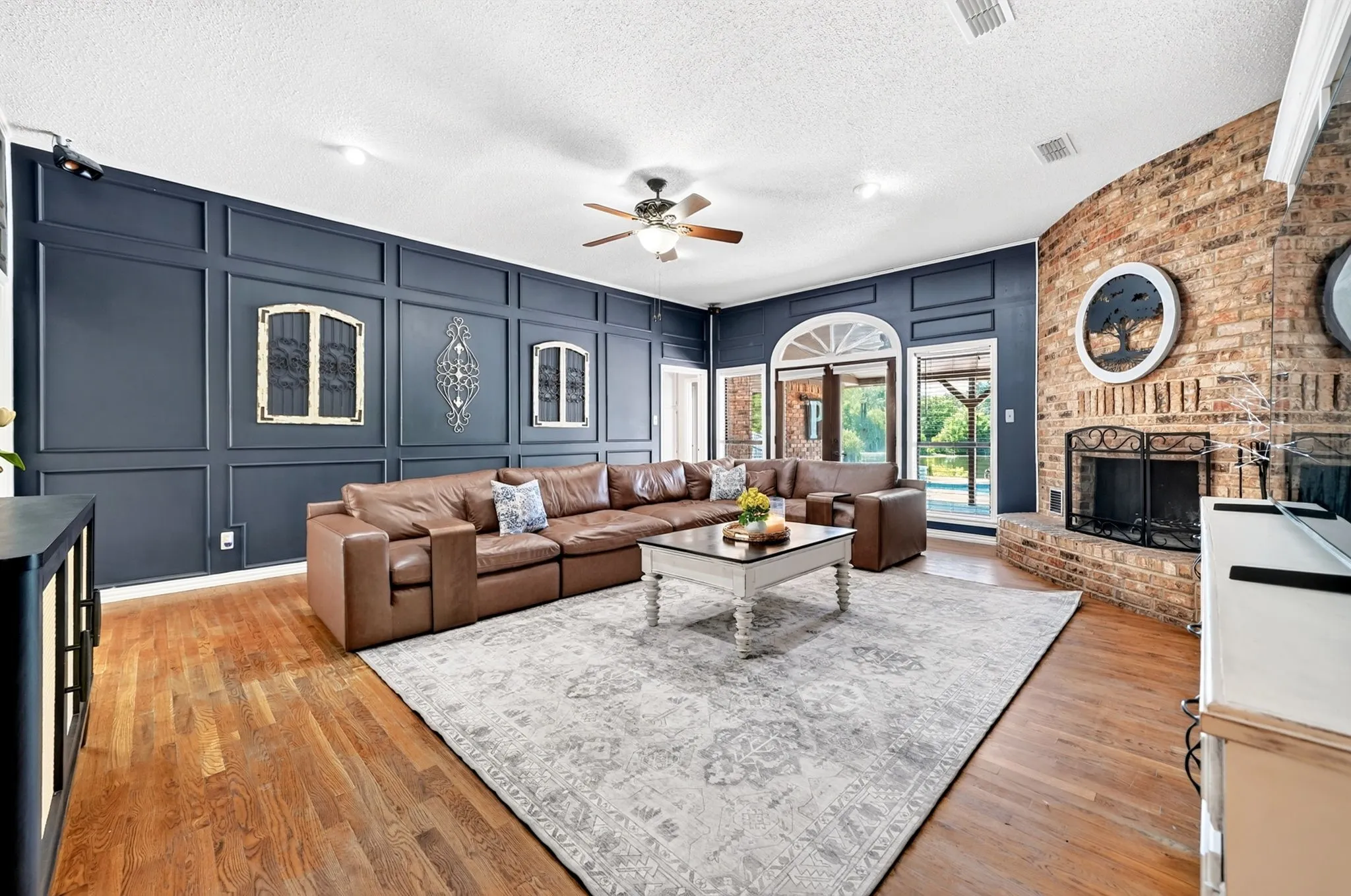 Very spacious living room.