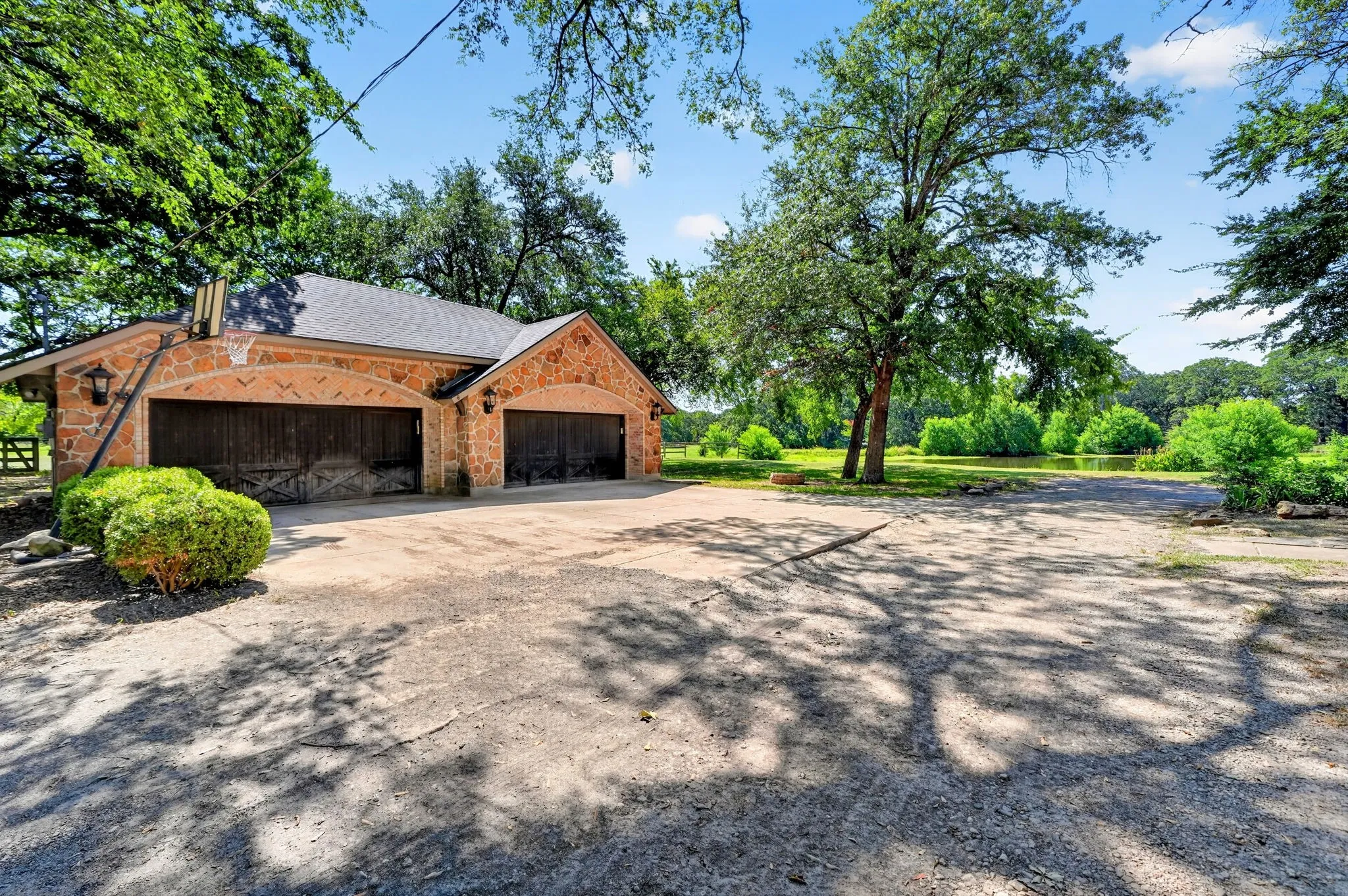 Detached garage and workshop.