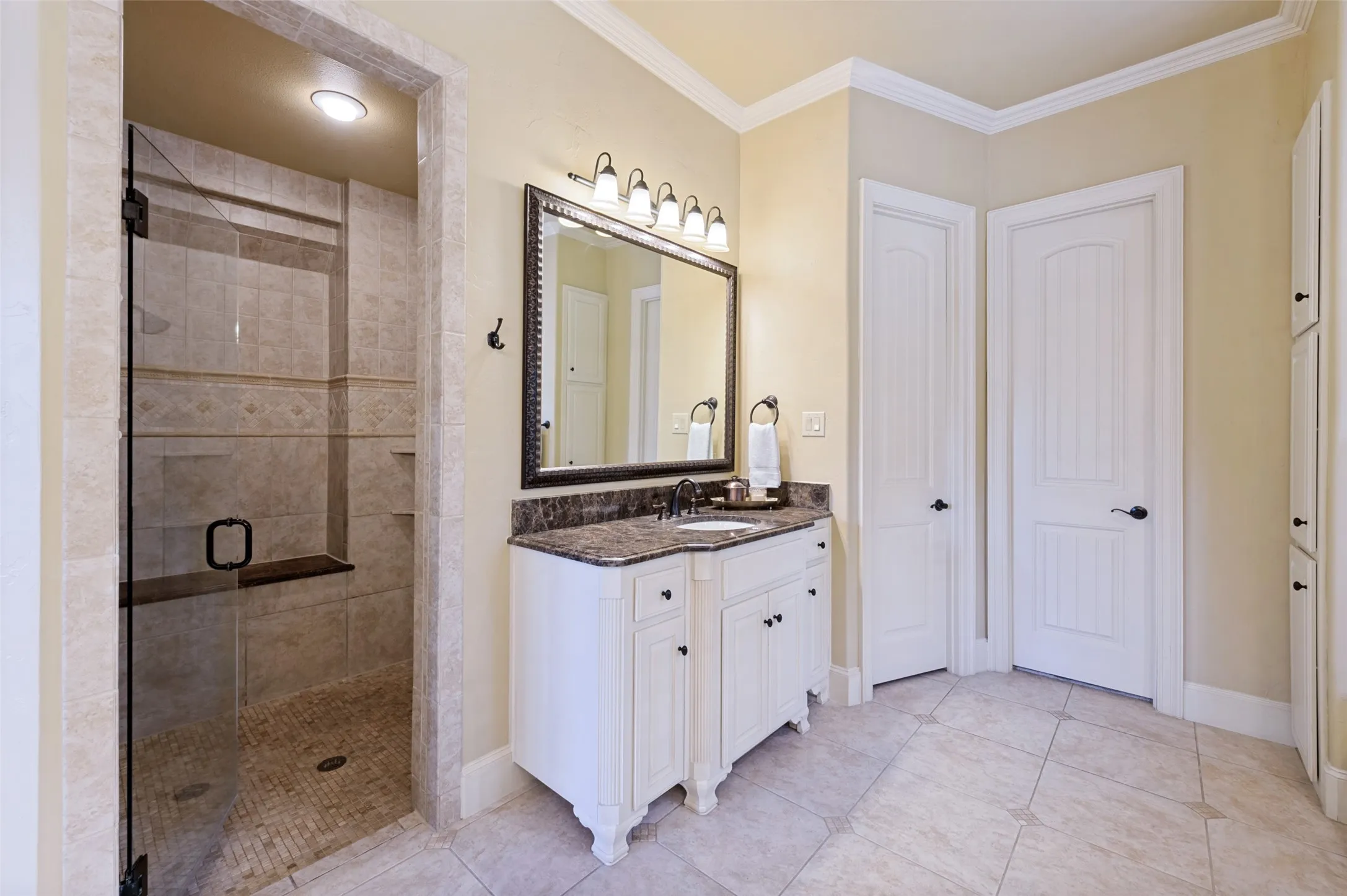 Single Family Residence For Sale in Denton County , 8411 Buffalo Drive, Lantana, Texas 76226, 5 Bedroom, 5 Bathroom, 3 Garage spaces, 5,285 Sqft, built in 2007, mls#21312049, Real Estate Agent in Lantana, Homes For Sale in Denton county, Homes For Sale in Lantana, Realtor in Lantana Texas, Real Estate Brokerage Independent Realty Texas, Luminita Cordes Realtor