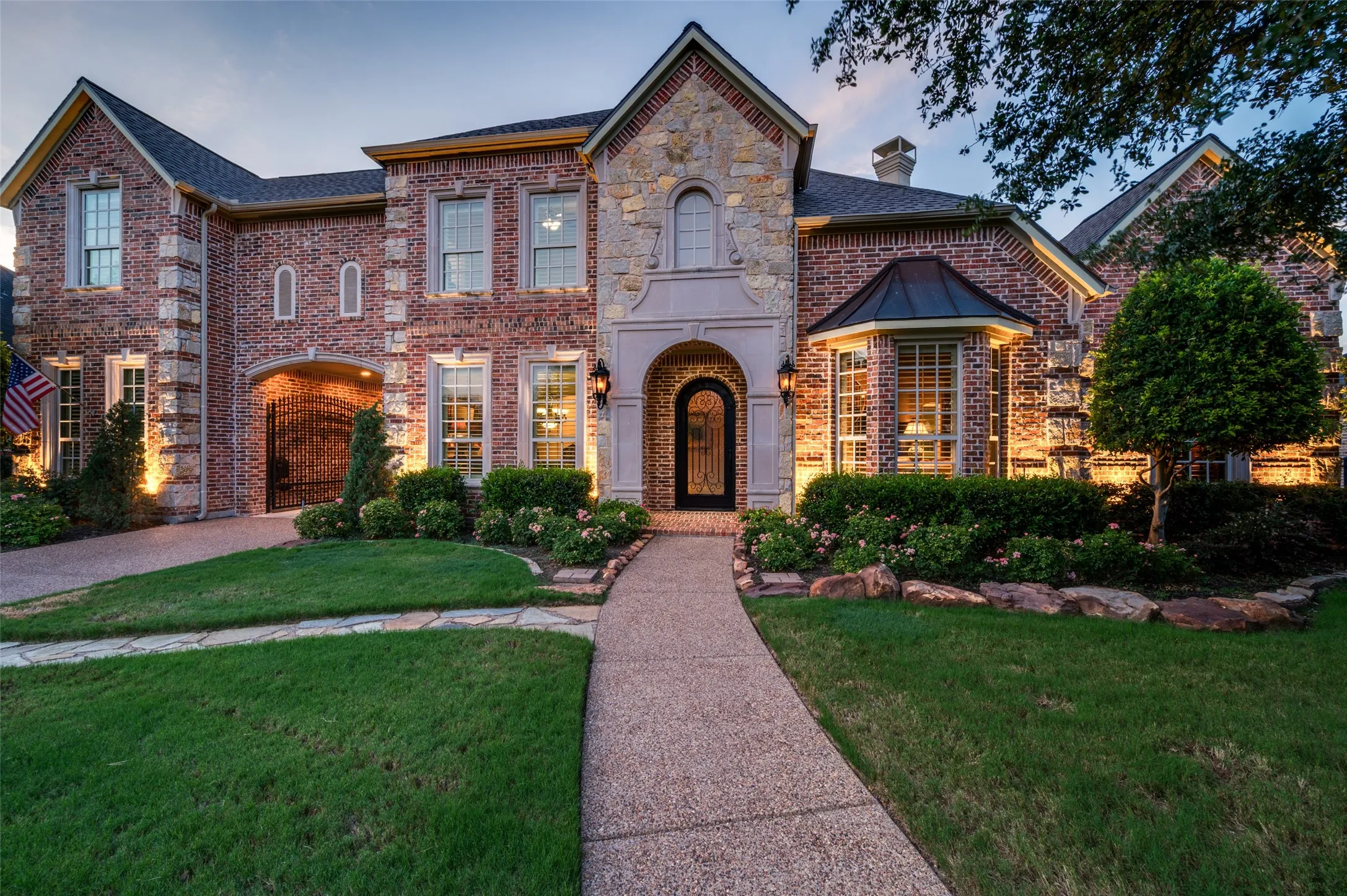 Single Family Residence For Sale in Denton County , 8411 Buffalo Drive, Lantana, Texas 76226, 5 Bedroom, 5 Bathroom, 3 Garage spaces, 5,285 Sqft, built in 2007, mls#21312049, Real Estate Agent in Lantana, Homes For Sale in Denton county, Homes For Sale in Lantana, Realtor in Lantana Texas, Real Estate Brokerage Independent Realty Texas, Luminita Cordes Realtor