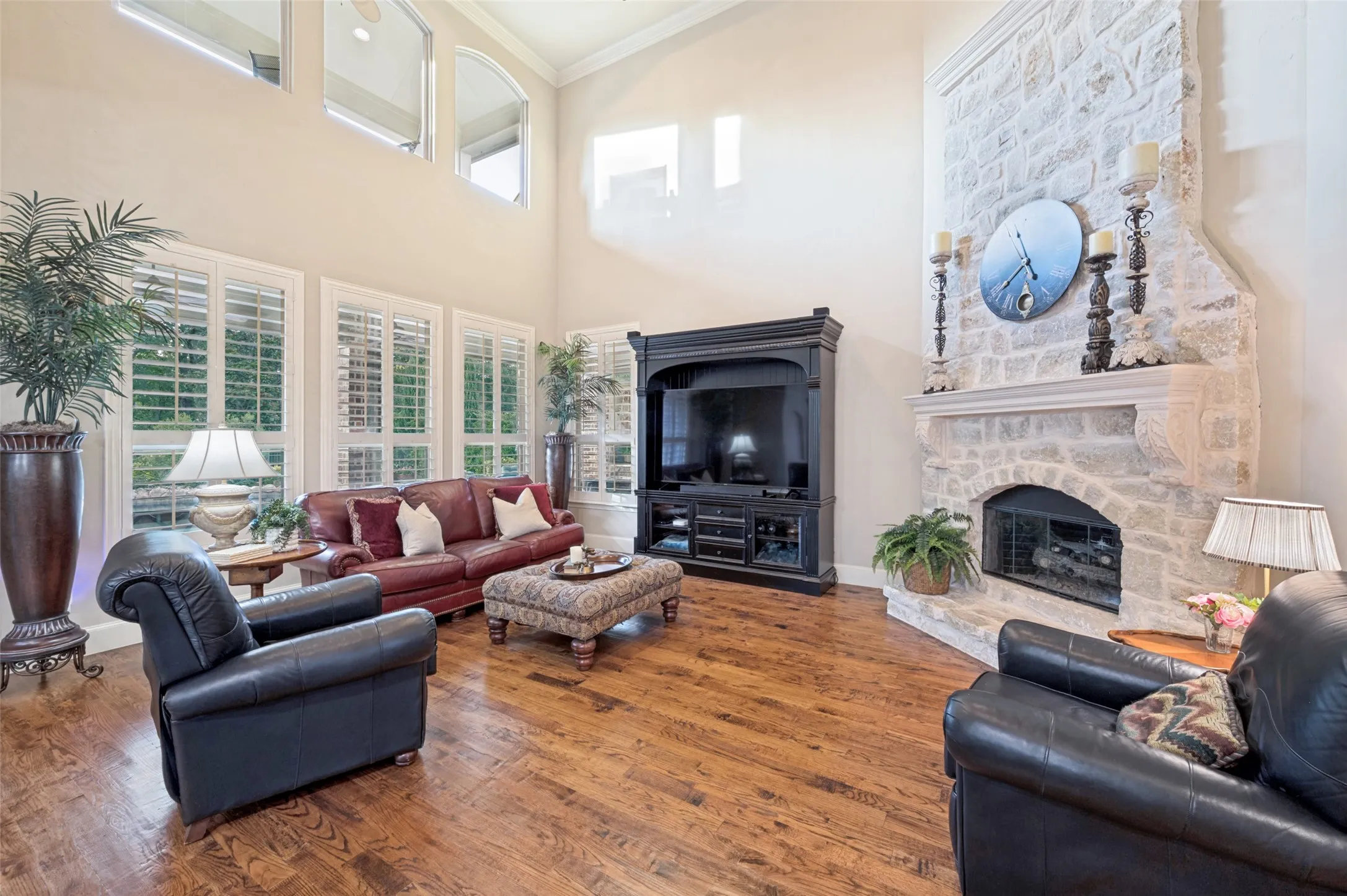Single Family Residence For Sale in Denton County , 8411 Buffalo Drive, Lantana, Texas 76226, 5 Bedroom, 5 Bathroom, 3 Garage spaces, 5,285 Sqft, built in 2007, mls#21312049, Real Estate Agent in Lantana, Homes For Sale in Denton county, Homes For Sale in Lantana, Realtor in Lantana Texas, Real Estate Brokerage Independent Realty Texas, Luminita Cordes Realtor