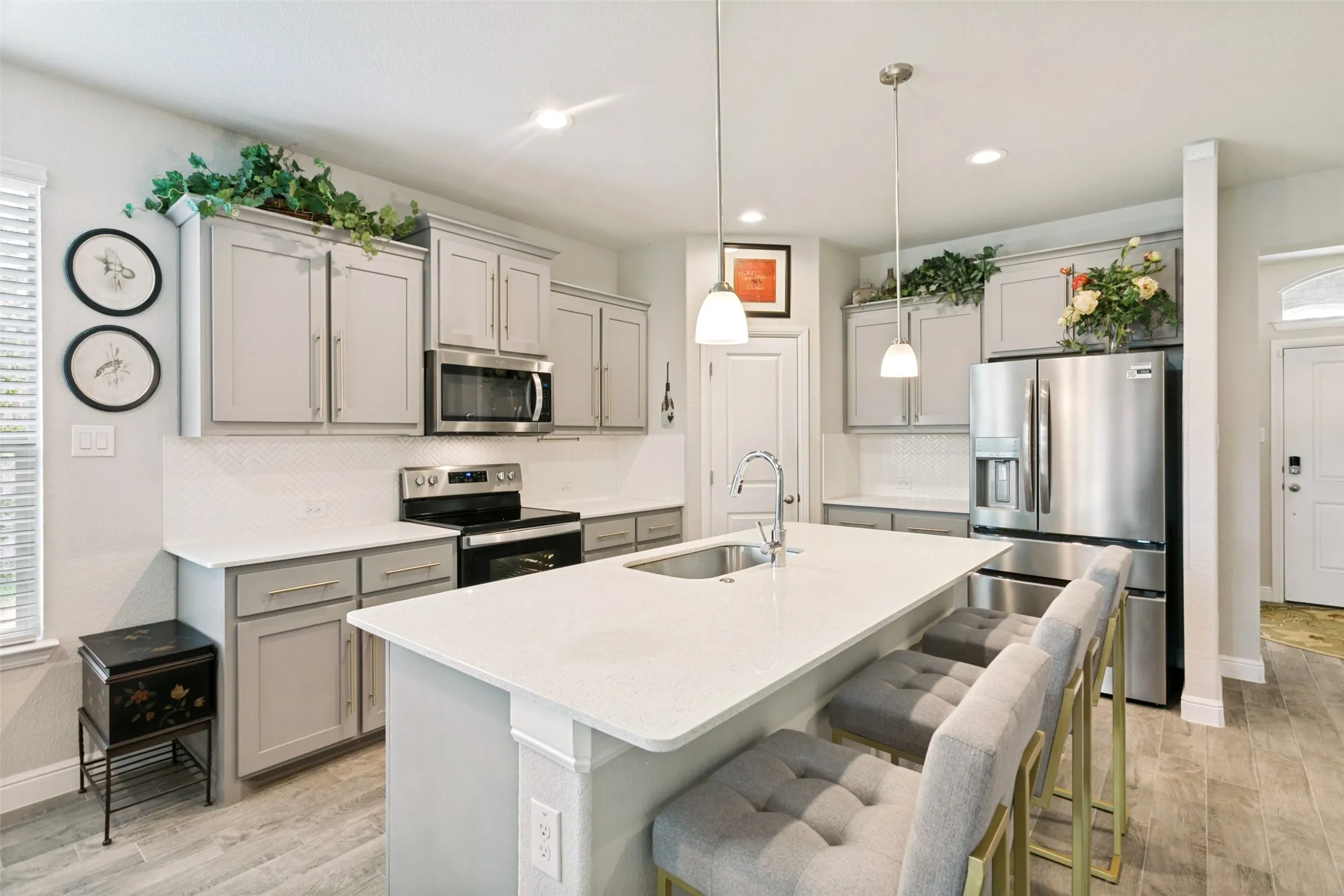 Single Family Residence For Sale in Hood County , 1837 Ruffian Road, Granbury, Texas 76049, 3 Bedrooms, 2 Bathrooms, 2 Garage spaces, 1,822 Sqft, built in 2021, Price $345,000, mls#21330542, Real Estate Agent in Granbury, Homes For Sale in Hood county, Homes For Sale in Granbury, Realtor in Granbury Texas, Real Estate Brokerage Independent Realty Texas, Luminita Cordes Realtor