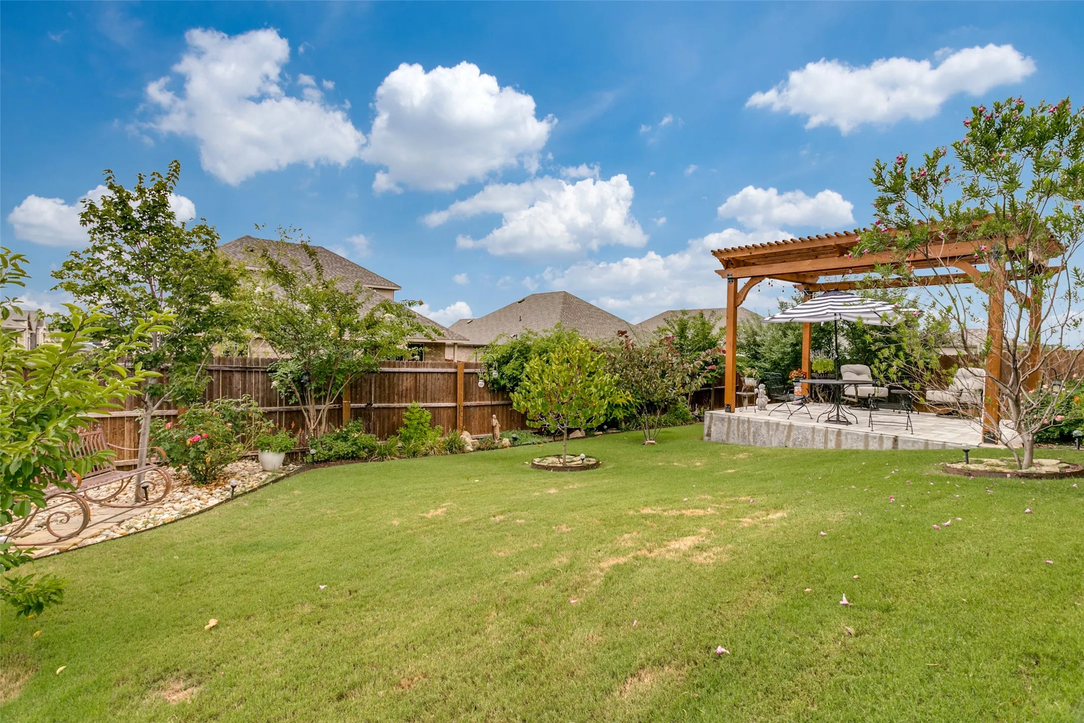 Single Family Residence For Sale in Hood County , 1837 Ruffian Road, Granbury, Texas 76049, 3 Bedrooms, 2 Bathrooms, 2 Garage spaces, 1,822 Sqft, built in 2021, Price $345,000, mls#21330542, Real Estate Agent in Granbury, Homes For Sale in Hood county, Homes For Sale in Granbury, Realtor in Granbury Texas, Real Estate Brokerage Independent Realty Texas, Luminita Cordes Realtor