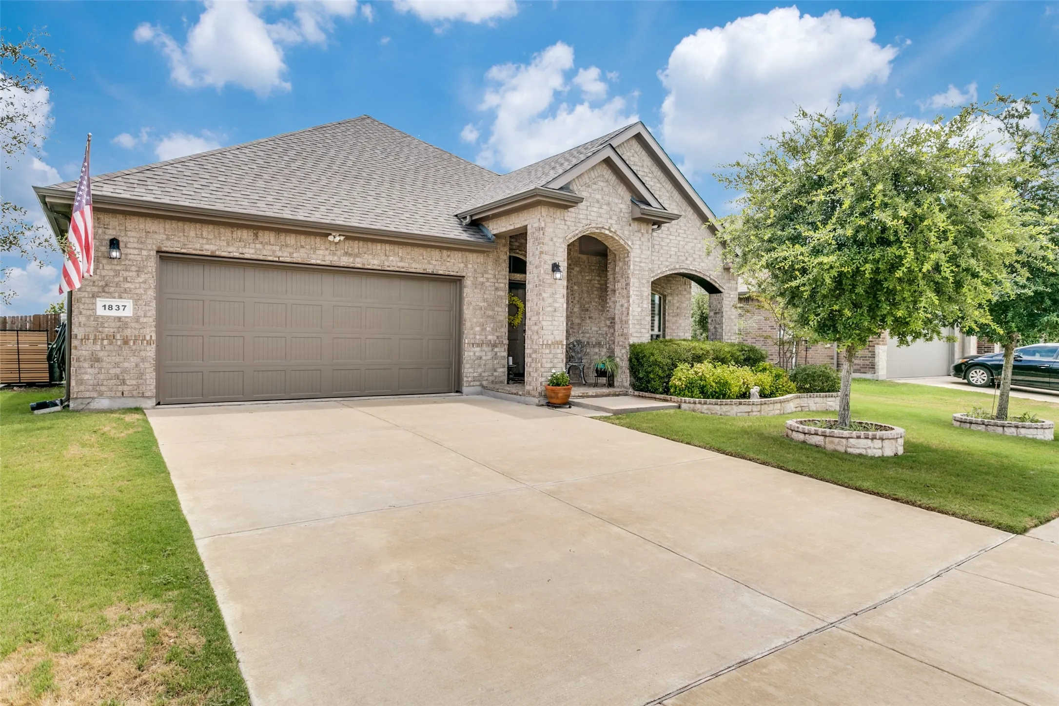 Single Family Residence For Sale in Hood County , 1837 Ruffian Road, Granbury, Texas 76049, 3 Bedrooms, 2 Bathrooms, 2 Garage spaces, 1,822 Sqft, built in 2021, Price $345,000, mls#21330542, Real Estate Agent in Granbury, Homes For Sale in Hood county, Homes For Sale in Granbury, Realtor in Granbury Texas, Real Estate Brokerage Independent Realty Texas, Luminita Cordes Realtor