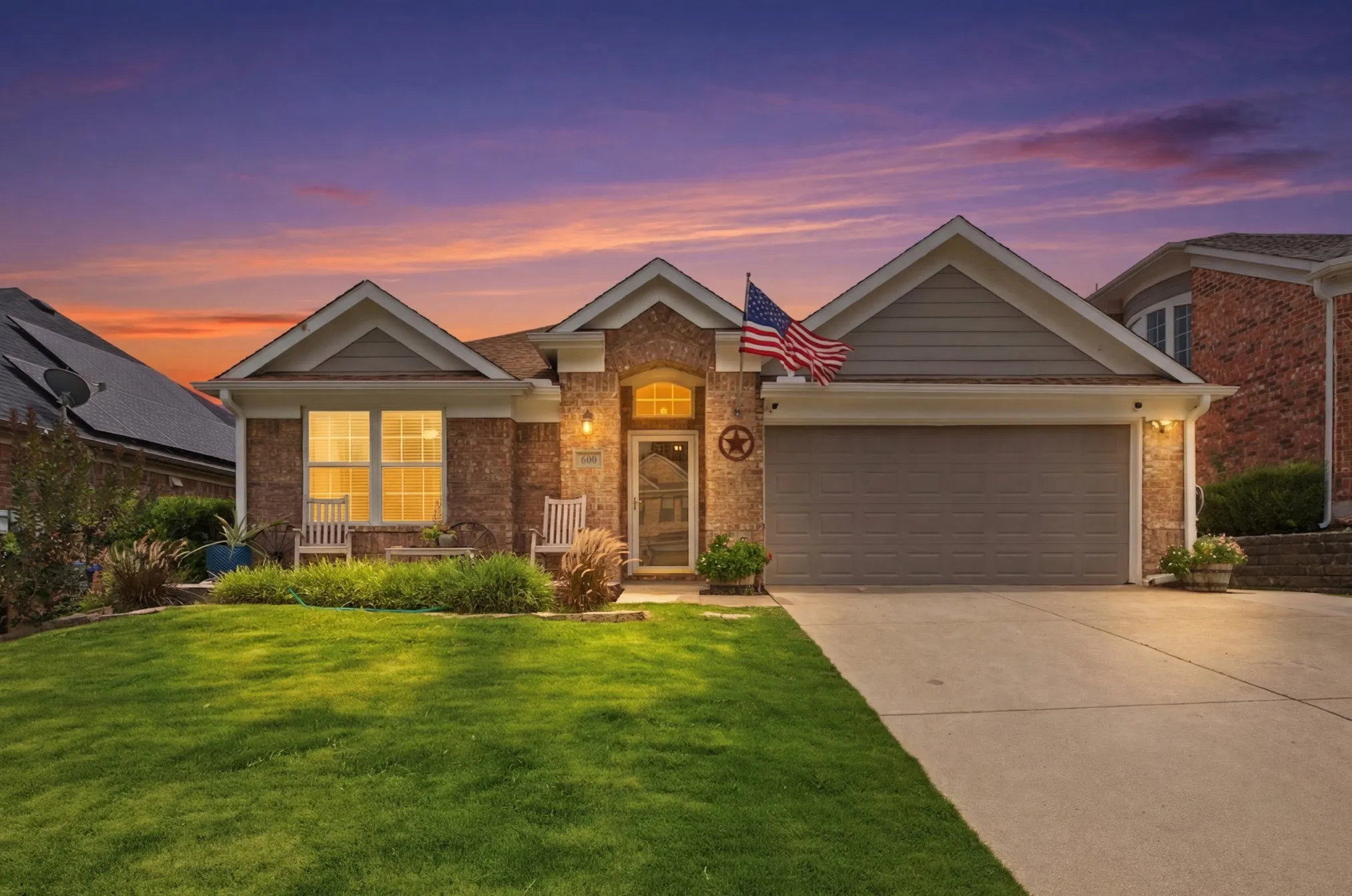 Single Family Residence For Sale in Collin County , 600 Crystal Falls Drive, Mc Kinney, Texas 75071, 3 Bedroom, 2 Bathroom, 2 Garage spaces, 1,746 Sqft, built in 2004, mls#21333965, Real Estate Agent in Mc Kinney, Homes For Sale in Collin county, Homes For Sale in Mc Kinney, Realtor in Mc Kinney Texas, Real Estate Brokerage Independent Realty Texas, Luminita Cordes Realtor