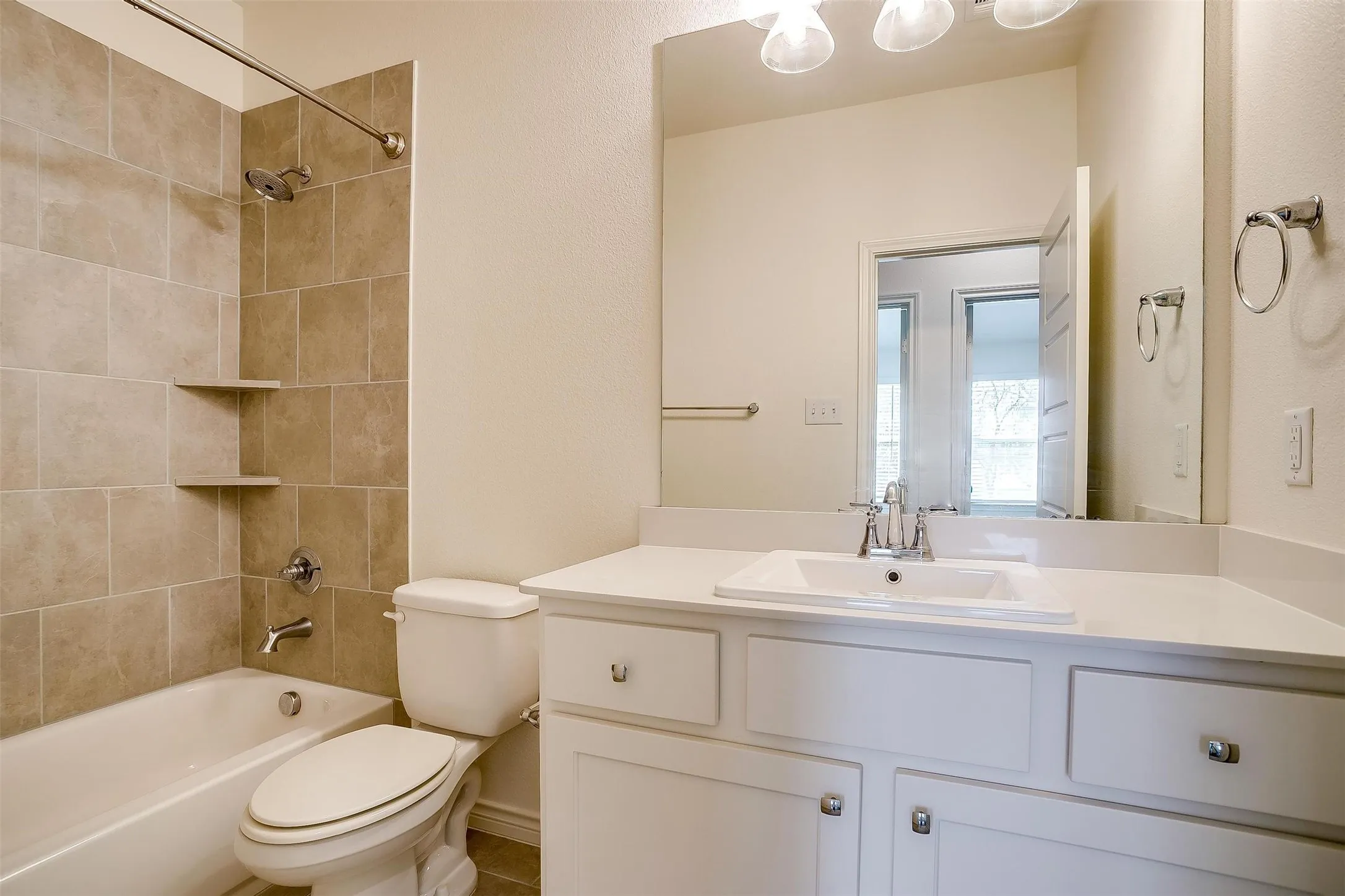 Single Family Residence For Rent in Tarrant County , 211 Athenia Drive, Fort Worth, Texas 76114, 3 Bedroom, 3 Bathroom, 2 Garage spaces, 1,652 Sqft, built in 2020, mls#21334717, Real Estate Agent in Fort Worth, Homes For Rent in Tarrant county, Homes For Rent in Fort Worth, Realtor in Fort Worth Texas, Real Estate Brokerage Independent Realty Texas, Luminita Cordes Realtor