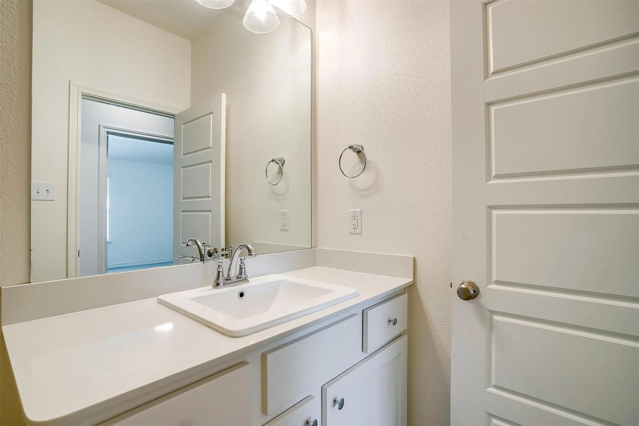 Single Family Residence For Rent in Tarrant County , 211 Athenia Drive, Fort Worth, Texas 76114, 3 Bedroom, 3 Bathroom, 2 Garage spaces, 1,652 Sqft, built in 2020, mls#21334717, Real Estate Agent in Fort Worth, Homes For Rent in Tarrant county, Homes For Rent in Fort Worth, Realtor in Fort Worth Texas, Real Estate Brokerage Independent Realty Texas, Luminita Cordes Realtor