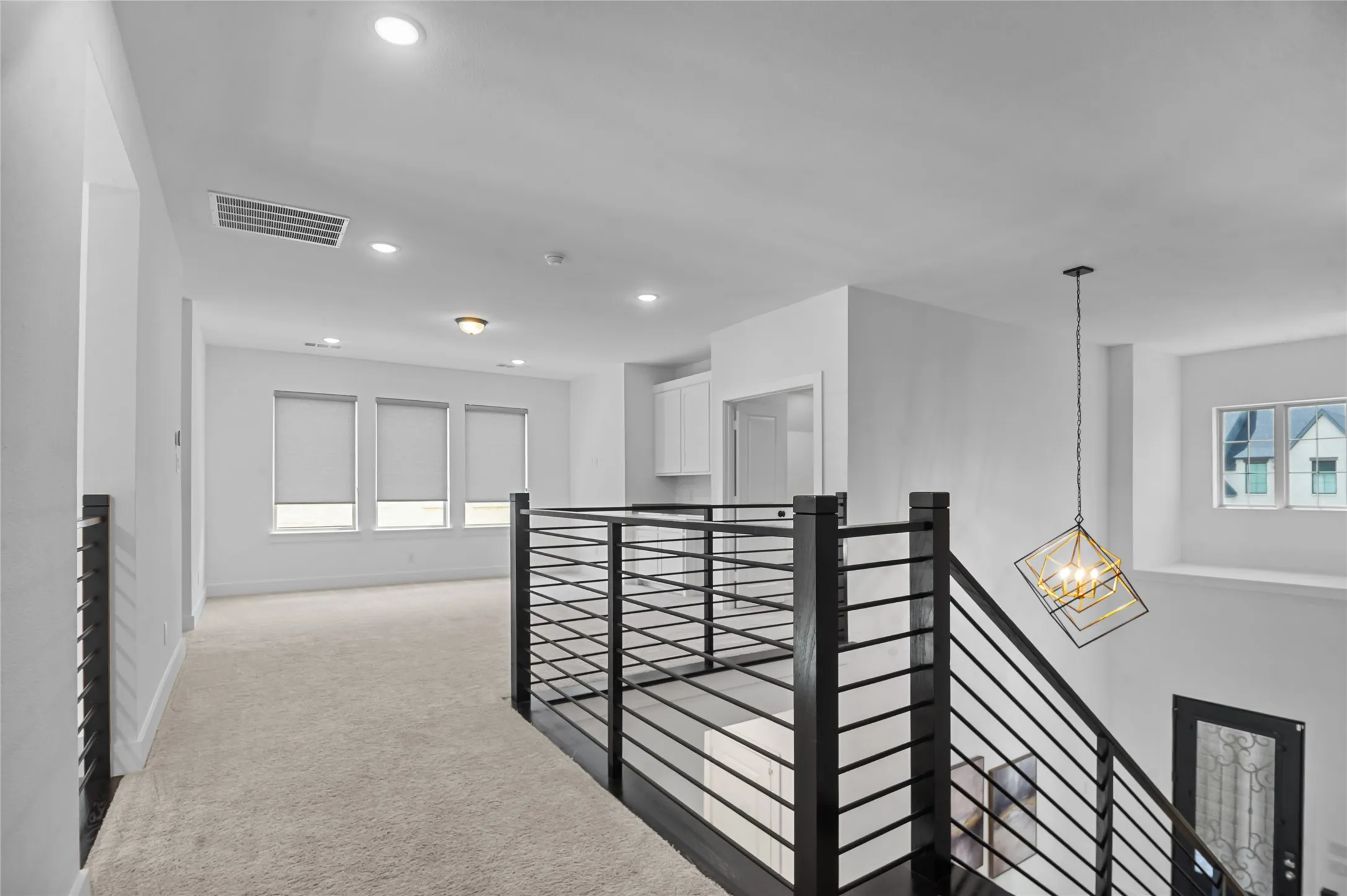 Single Family Residence For Sale in Denton County , 13364 Spruce Wood Trail, Frisco, Texas 75033, 5 Bedroom, 6 Bathroom, 3 Garage spaces, 4,143 Sqft, built in 2022, mls#21333947, Real Estate Agent in Frisco, Homes For Sale in Denton county, Homes For Sale in Frisco, Realtor in Frisco Texas, Real Estate Brokerage Independent Realty Texas, Luminita Cordes Realtor