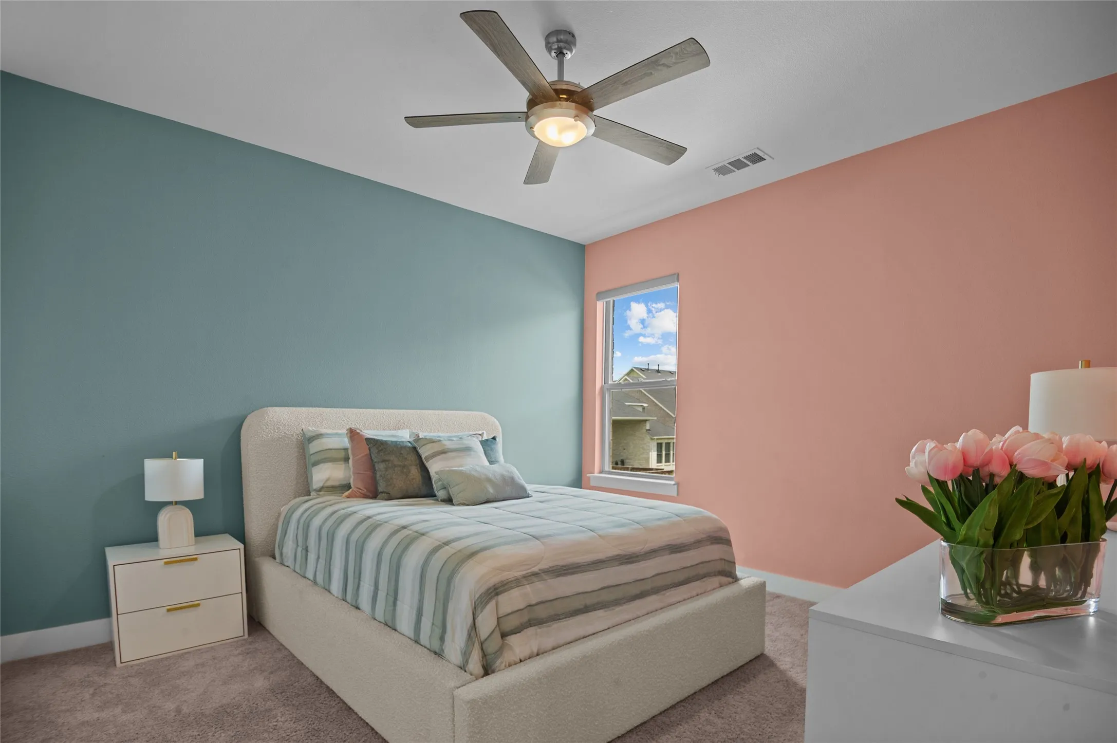 Single Family Residence For Sale in Denton County , 13364 Spruce Wood Trail, Frisco, Texas 75033, 5 Bedroom, 6 Bathroom, 3 Garage spaces, 4,143 Sqft, built in 2022, mls#21333947, Real Estate Agent in Frisco, Homes For Sale in Denton county, Homes For Sale in Frisco, Realtor in Frisco Texas, Real Estate Brokerage Independent Realty Texas, Luminita Cordes Realtor