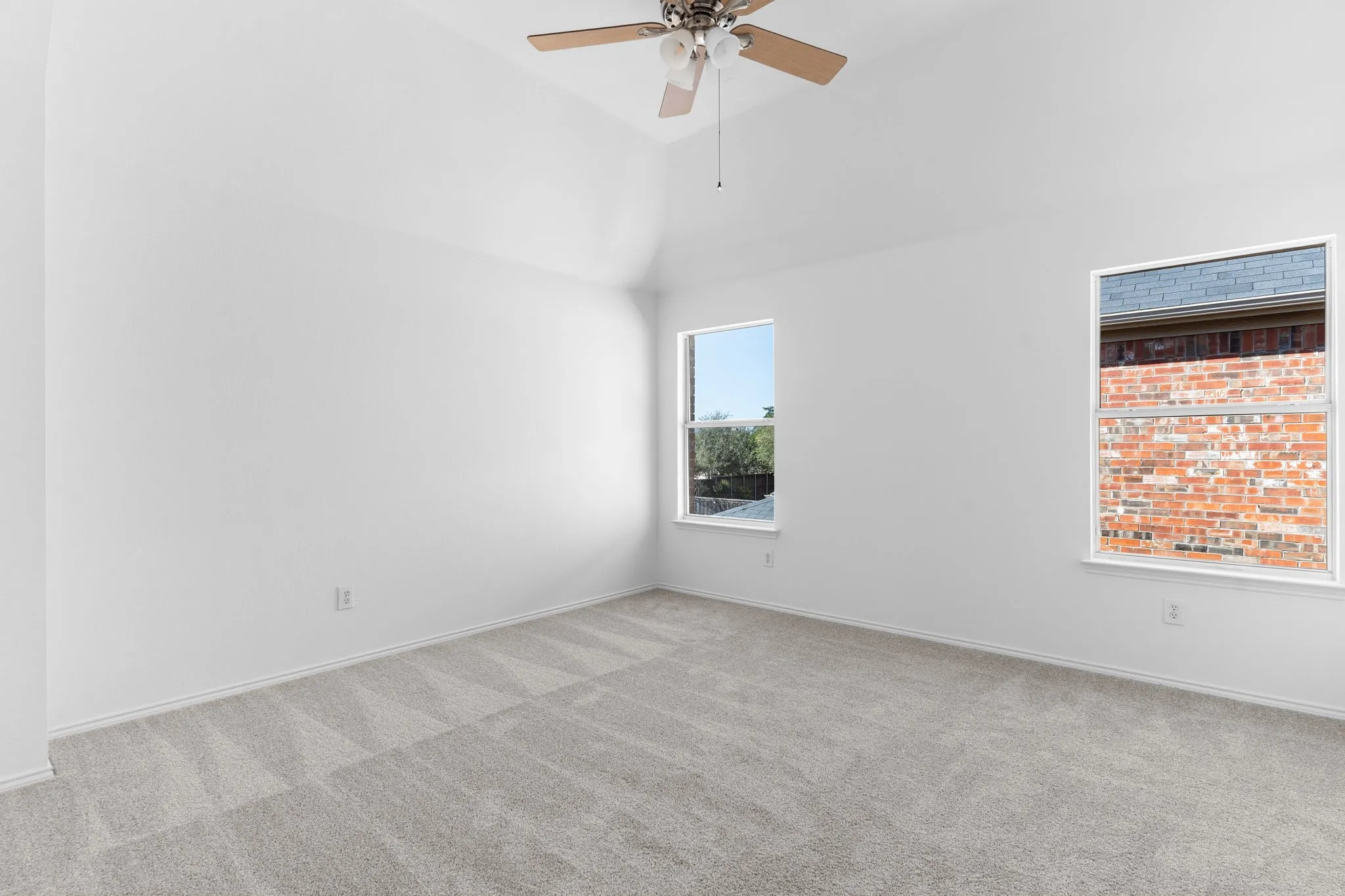 Single Family Residence For Sale in Collin County , 10975 La Grange Drive, Frisco, Texas 75035, 4 Bedroom, 4 Bathroom, 2 Garage spaces, 4,042 Sqft, built in 2006, mls#21333505, Real Estate Agent in Frisco, Homes For Sale in Collin county, Homes For Sale in Frisco, Realtor in Frisco Texas, Real Estate Brokerage Independent Realty Texas, Luminita Cordes Realtor