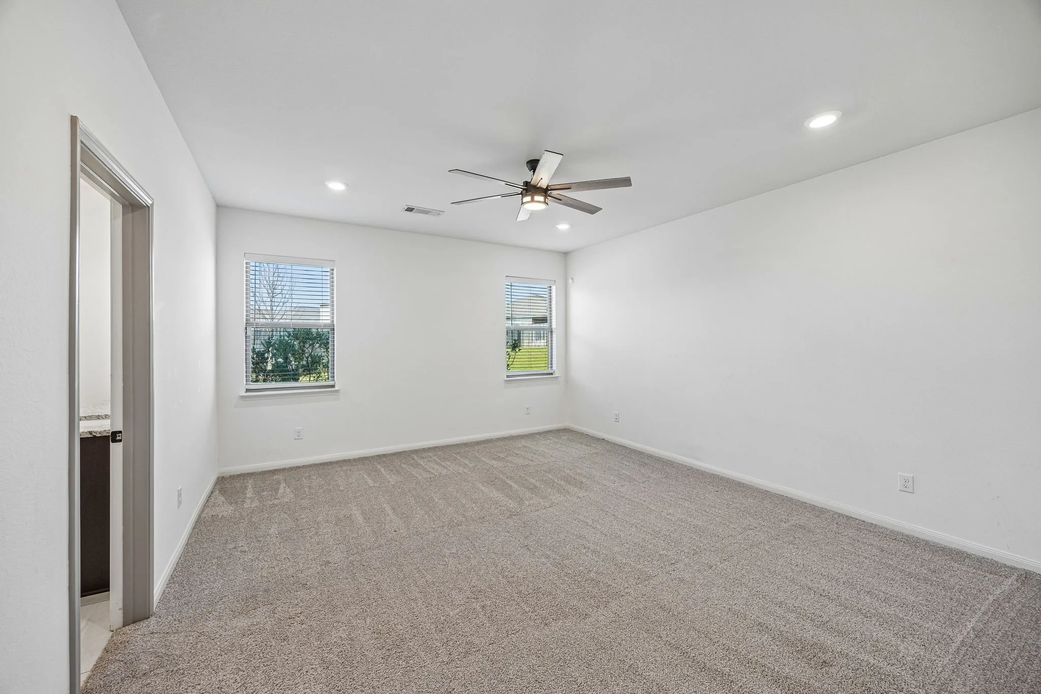 Single Family Residence For Rent in Collin County , 1613 Weathervane Way, Princeton, Texas 75407, 3 Bedrooms, 2 Bathrooms, 2 Garage spaces, 1,928 Sqft, built in 2019, Price $2,250, mls#21333671, Real Estate Agent in Princeton, Homes For Rent in Collin county, Homes For Rent in Princeton, Realtor in Princeton Texas, Real Estate Brokerage Independent Realty Texas, Luminita Cordes Realtor
