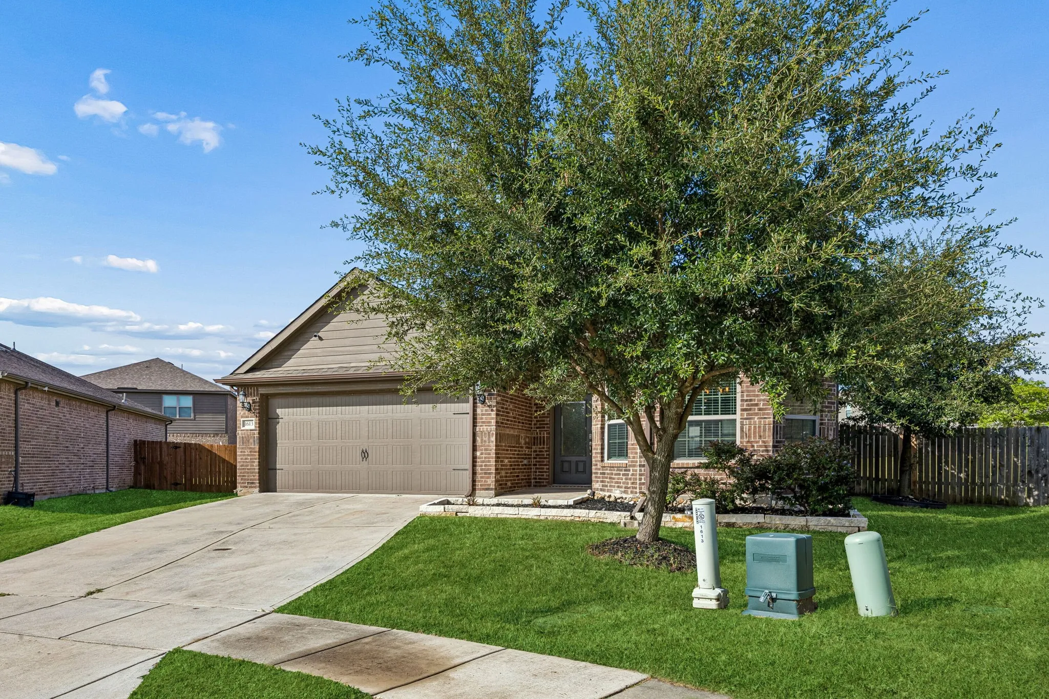 Single Family Residence For Rent in Collin County , 1613 Weathervane Way, Princeton, Texas 75407, 3 Bedrooms, 2 Bathrooms, 2 Garage spaces, 1,928 Sqft, built in 2019, Price $2,250, mls#21333671, Real Estate Agent in Princeton, Homes For Rent in Collin county, Homes For Rent in Princeton, Realtor in Princeton Texas, Real Estate Brokerage Independent Realty Texas, Luminita Cordes Realtor
