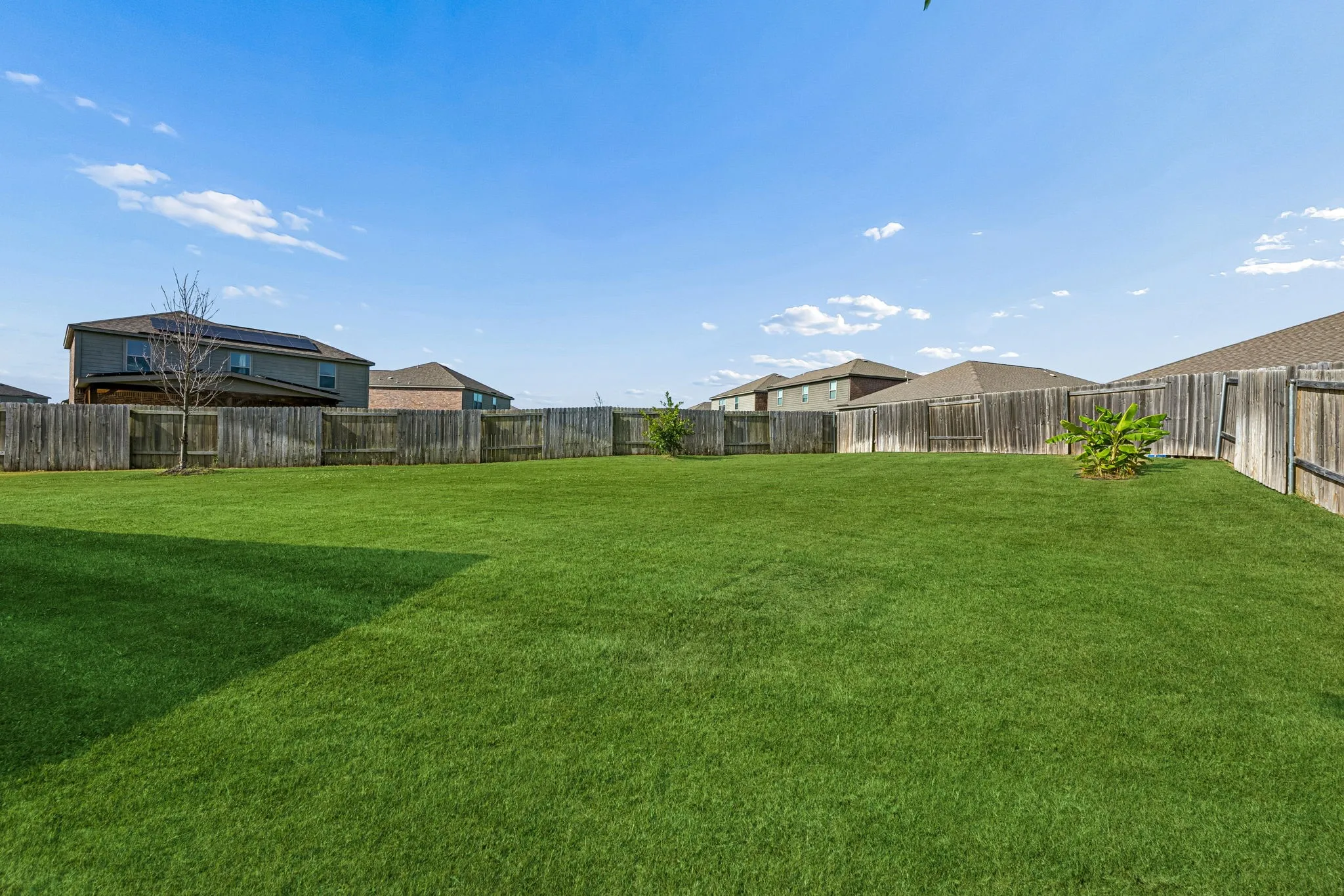 Single Family Residence For Rent in Collin County , 1613 Weathervane Way, Princeton, Texas 75407, 3 Bedrooms, 2 Bathrooms, 2 Garage spaces, 1,928 Sqft, built in 2019, Price $2,250, mls#21333671, Real Estate Agent in Princeton, Homes For Rent in Collin county, Homes For Rent in Princeton, Realtor in Princeton Texas, Real Estate Brokerage Independent Realty Texas, Luminita Cordes Realtor