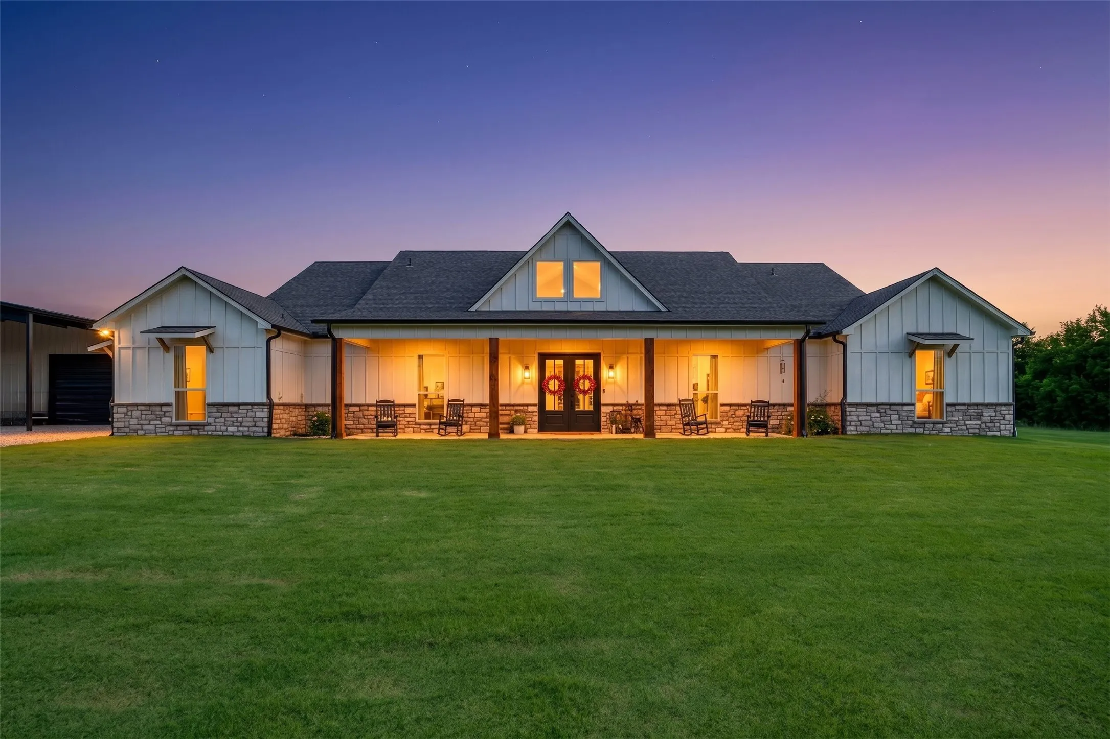 Single Family Residence For Sale in Lamar County , 700 County Road 44430, Paris, Texas 75460, 3 Bedrooms, 4 Bathrooms, Garage spaces, 2,722 Sqft, built in 2022, Price $849,000, mls#21333949, Real Estate Agent in Paris, Homes For Sale in Lamar county, Homes For Sale in Paris, Realtor in Paris Texas, Real Estate Brokerage Independent Realty Texas, Luminita Cordes Realtor
