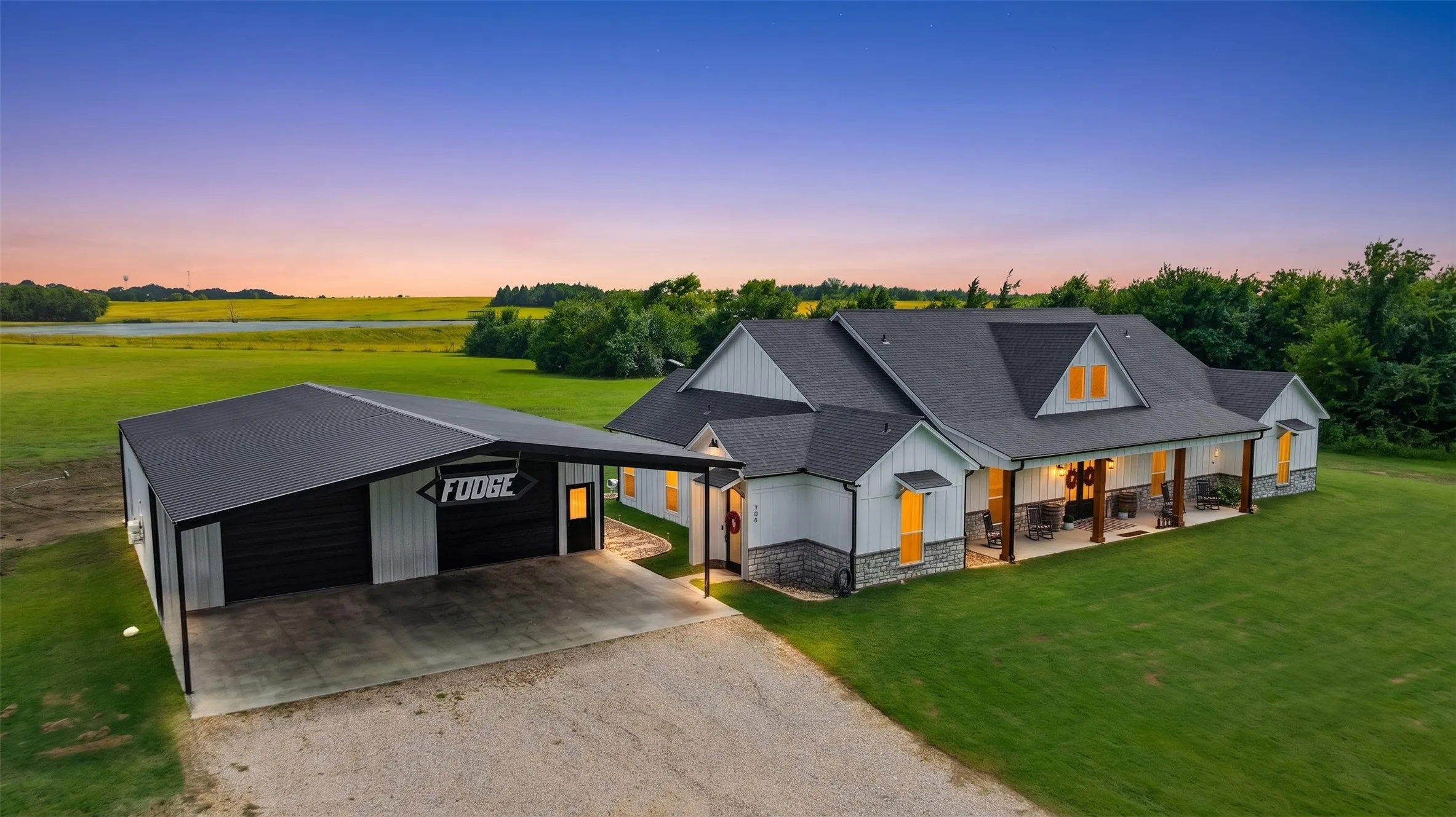 Single Family Residence For Sale in Lamar County , 700 County Road 44430, Paris, Texas 75460, 3 Bedrooms, 4 Bathrooms, Garage spaces, 2,722 Sqft, built in 2022, Price $849,000, mls#21333949, Real Estate Agent in Paris, Homes For Sale in Lamar county, Homes For Sale in Paris, Realtor in Paris Texas, Real Estate Brokerage Independent Realty Texas, Luminita Cordes Realtor