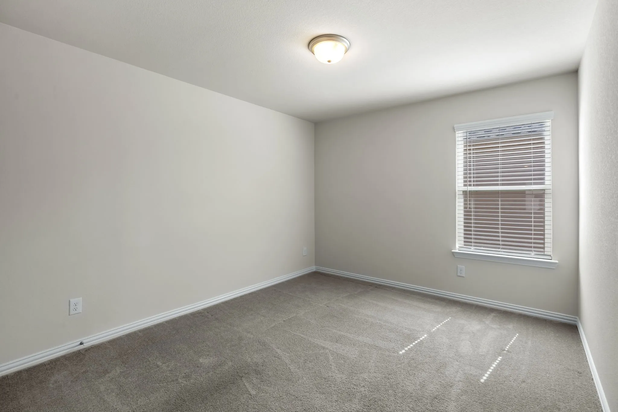 Single Family Residence For Sale in Rockwall County , 984 Manuel Drive, Fate, Texas 75087, 4 Bedroom, 3 Bathroom, 2 Garage spaces, 2,592 Sqft, built in 2022, mls#21330695, Real Estate Agent in Fate, Homes For Sale in Rockwall county, Homes For Sale in Fate, Realtor in Fate Texas, Real Estate Brokerage Independent Realty Texas, Luminita Cordes Realtor