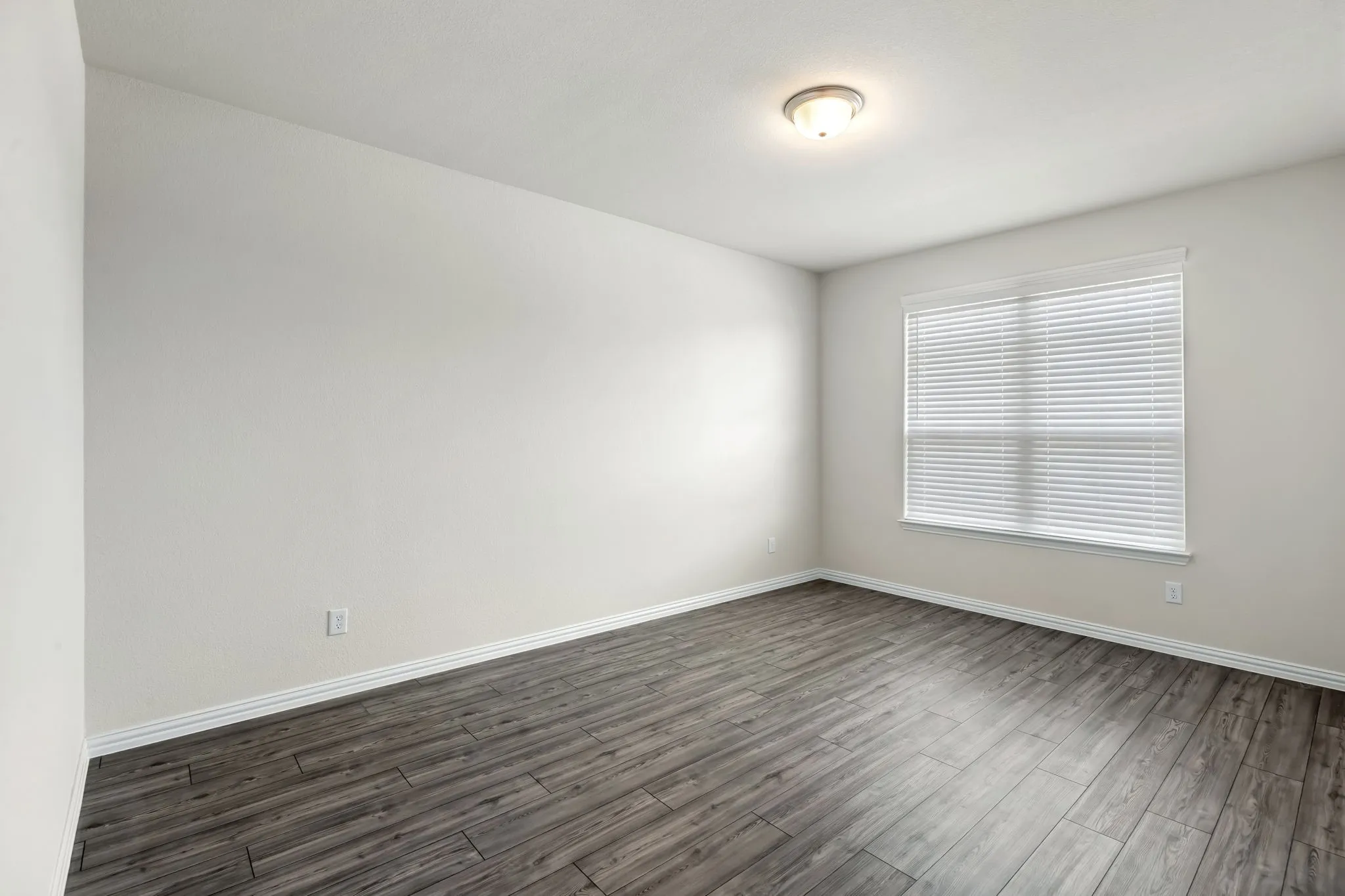 Single Family Residence For Sale in Rockwall County , 984 Manuel Drive, Fate, Texas 75087, 4 Bedroom, 3 Bathroom, 2 Garage spaces, 2,592 Sqft, built in 2022, mls#21330695, Real Estate Agent in Fate, Homes For Sale in Rockwall county, Homes For Sale in Fate, Realtor in Fate Texas, Real Estate Brokerage Independent Realty Texas, Luminita Cordes Realtor