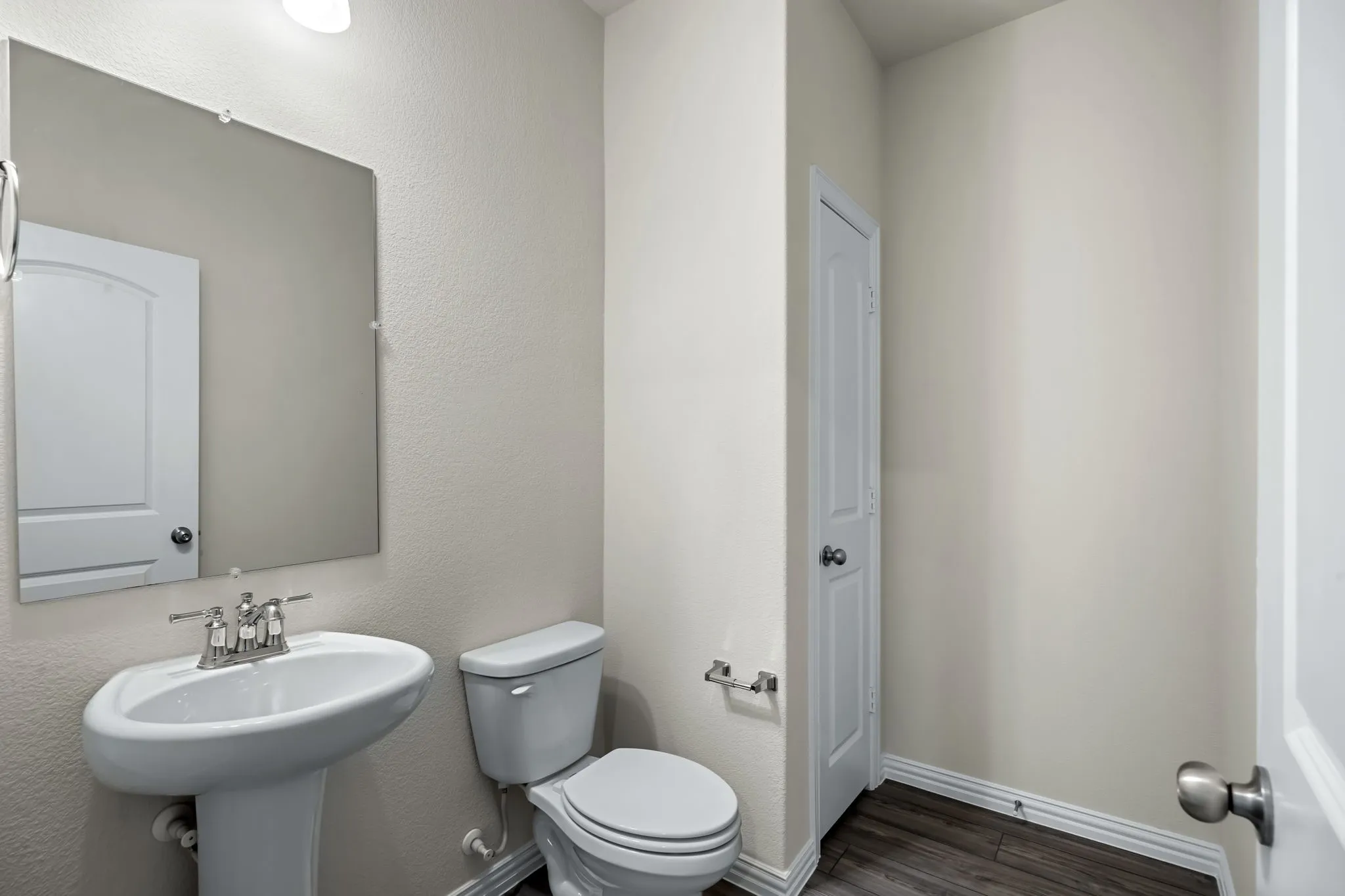 Single Family Residence For Sale in Rockwall County , 984 Manuel Drive, Fate, Texas 75087, 4 Bedroom, 3 Bathroom, 2 Garage spaces, 2,592 Sqft, built in 2022, mls#21330695, Real Estate Agent in Fate, Homes For Sale in Rockwall county, Homes For Sale in Fate, Realtor in Fate Texas, Real Estate Brokerage Independent Realty Texas, Luminita Cordes Realtor