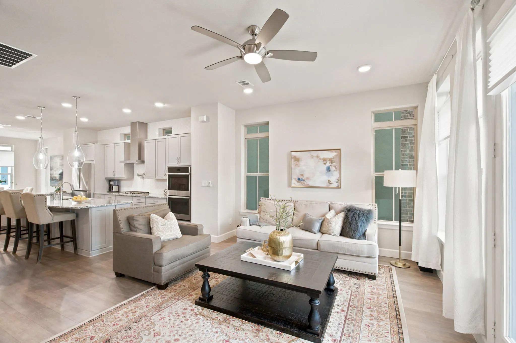 Single Family Residence For Sale in Dallas County , 1011 Tea Olive Lane, Dallas, Texas 75212, 3 Bedroom, 4 Bathroom, 2 Garage spaces, 2,234 Sqft, built in 2019, mls#21333961, Real Estate Agent in Dallas, Homes For Sale in Dallas county, Homes For Sale in Dallas, Realtor in Dallas Texas, Real Estate Brokerage Independent Realty Texas, Luminita Cordes Realtor