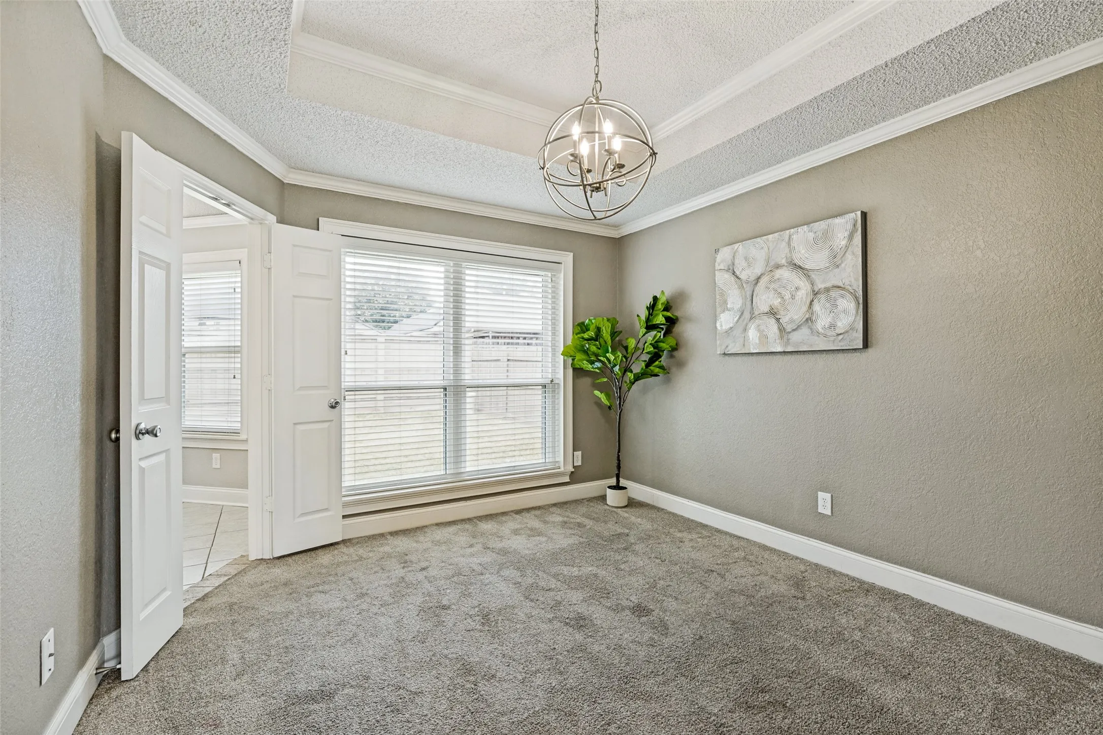 Single Family Residence For Sale in Tarrant County , 5957 Sundown Drive, Watauga, Texas 76148, 3 Bedroom, 2 Bathroom, 2 Garage spaces, 1,648 Sqft, built in 1990, mls#21324595, Real Estate Agent in Watauga, Homes For Sale in Tarrant county, Homes For Sale in Watauga, Realtor in Watauga Texas, Real Estate Brokerage Independent Realty Texas, Luminita Cordes Realtor