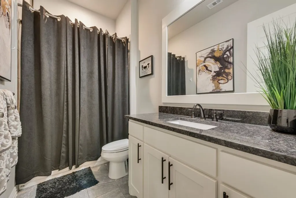 6031 Waggoner Way Midlothian, TX 76065