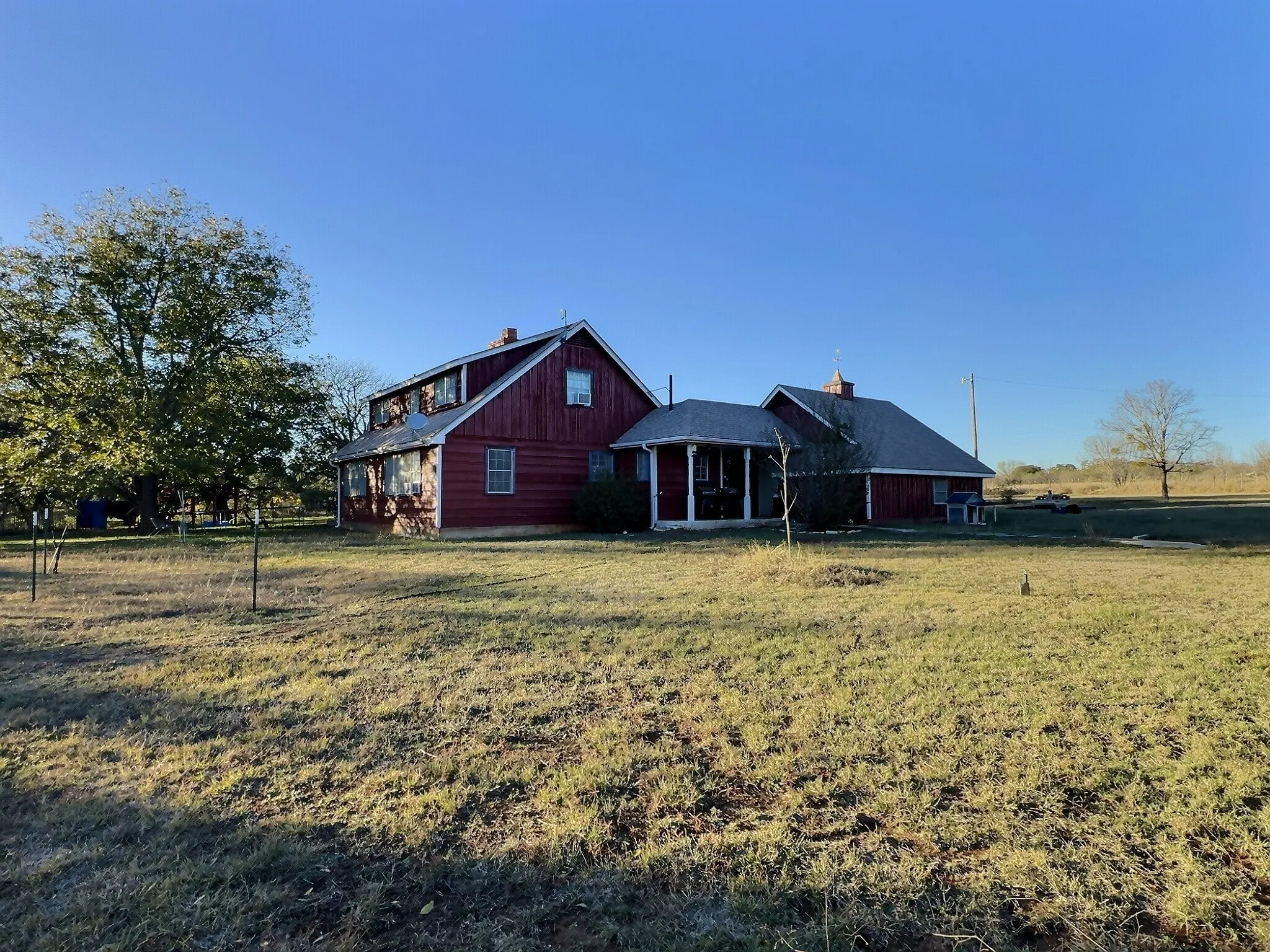 Single Family Residence For Sale in Brown County , 2300 Fm 590 S, Zephyr, Texas 76890, 3 Bedrooms, 3 Bathrooms, 2 Garage spaces, 2,277 Sqft, built in 0, Price $450,000, mls#21334611, Real Estate Agent in Zephyr, Homes For Sale in Brown county, Homes For Sale in Zephyr, Realtor in Zephyr Texas, Real Estate Brokerage Independent Realty Texas, Luminita Cordes Realtor
