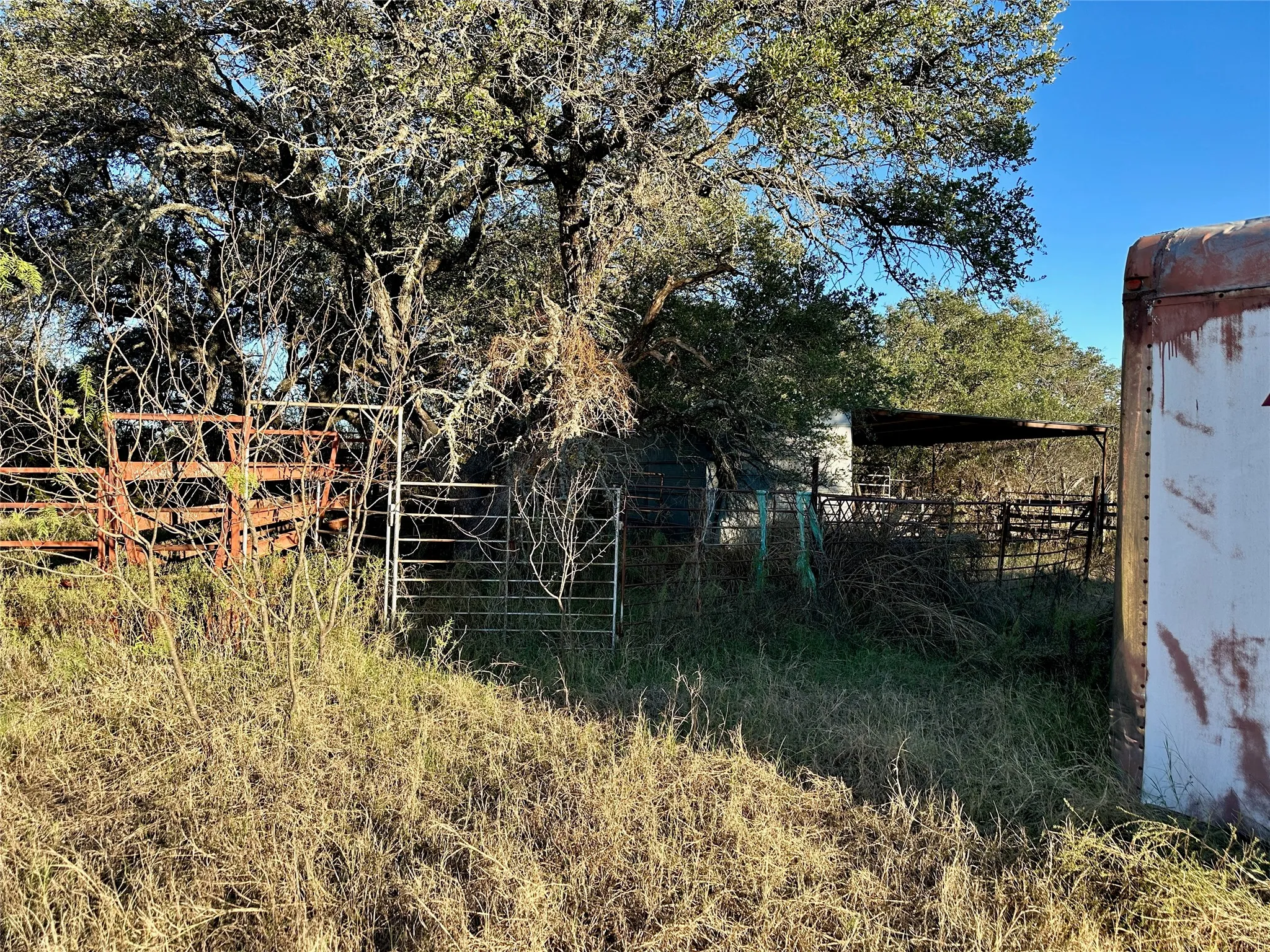 Single Family Residence For Sale in Brown County , 2300 Fm 590 S, Zephyr, Texas 76890, 3 Bedrooms, 3 Bathrooms, 2 Garage spaces, 2,277 Sqft, built in 0, Price $450,000, mls#21334611, Real Estate Agent in Zephyr, Homes For Sale in Brown county, Homes For Sale in Zephyr, Realtor in Zephyr Texas, Real Estate Brokerage Independent Realty Texas, Luminita Cordes Realtor