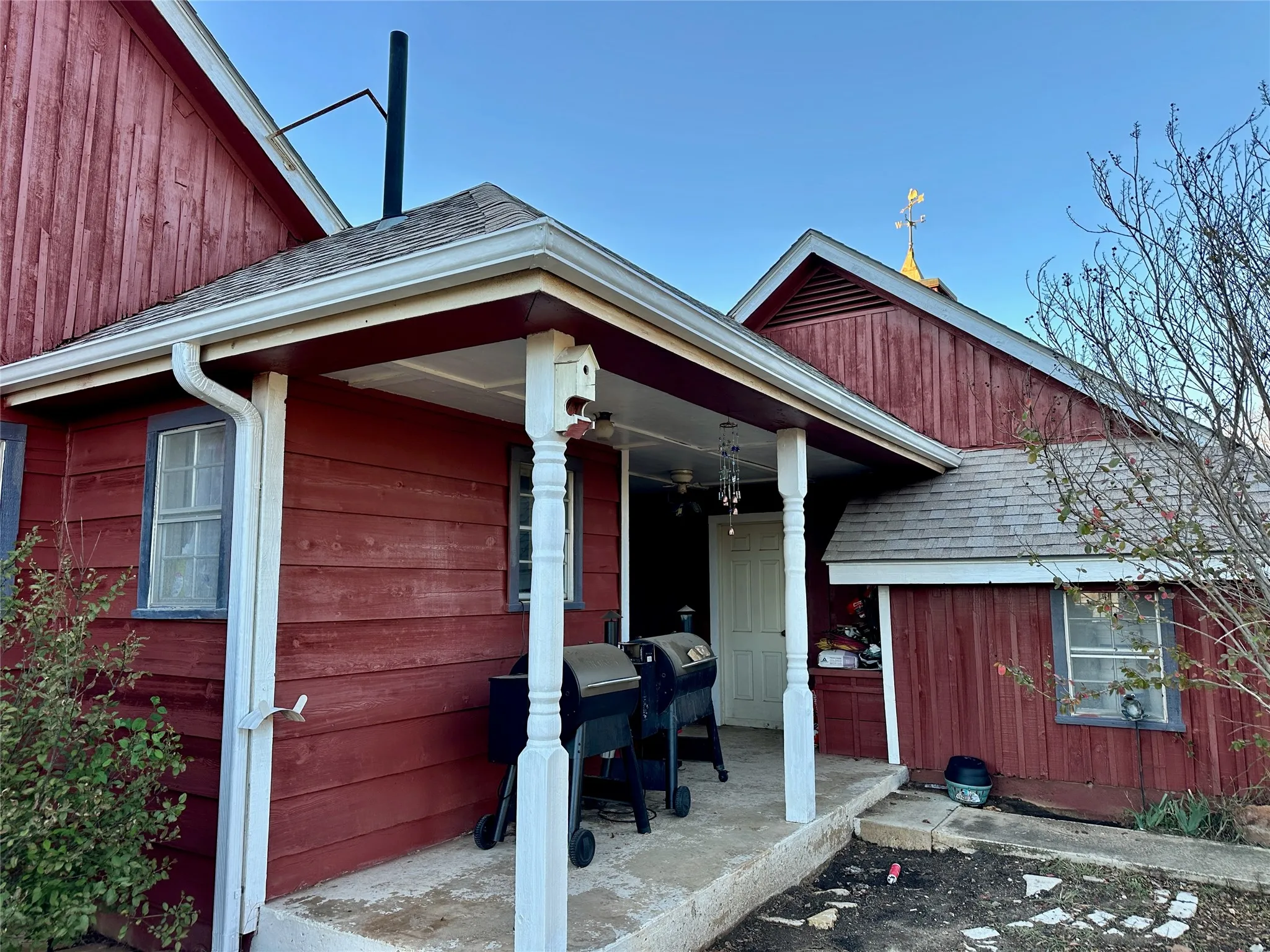 Single Family Residence For Sale in Brown County , 2300 Fm 590 S, Zephyr, Texas 76890, 3 Bedrooms, 3 Bathrooms, 2 Garage spaces, 2,277 Sqft, built in 0, Price $450,000, mls#21334611, Real Estate Agent in Zephyr, Homes For Sale in Brown county, Homes For Sale in Zephyr, Realtor in Zephyr Texas, Real Estate Brokerage Independent Realty Texas, Luminita Cordes Realtor