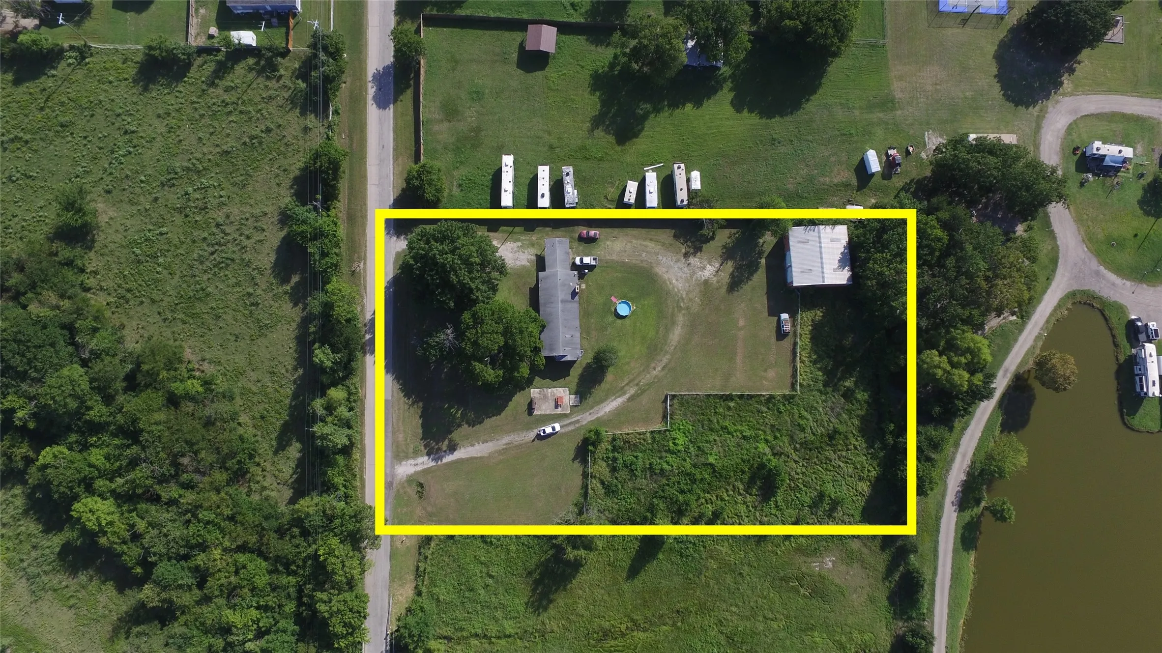 Single Family Residence For Sale in Navarro County , 4324 W Park Row Boulevard, Corsicana, Texas 75110, 3 Bedrooms, 2 Bathrooms, 2 Garage spaces, 1,474 Sqft, built in 0, Price $250,000, mls#21334733, Real Estate Agent in Corsicana, Homes For Sale in Navarro county, Homes For Sale in Corsicana, Realtor in Corsicana Texas, Real Estate Brokerage Independent Realty Texas, Luminita Cordes Realtor