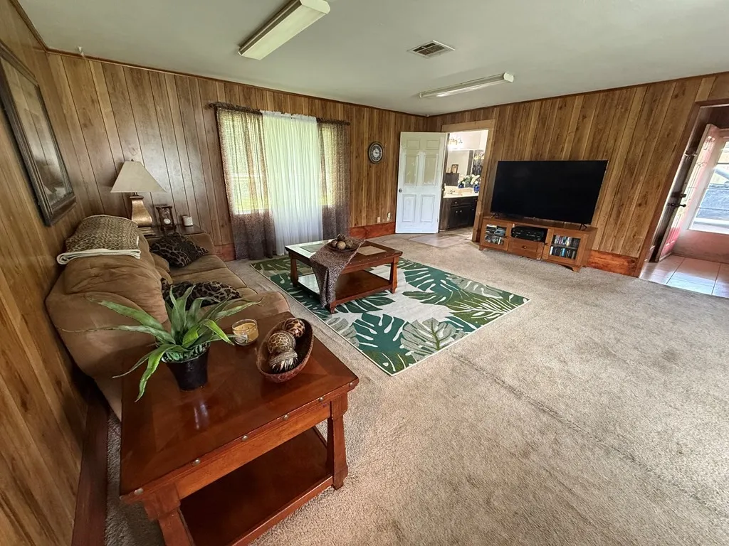 Single Family Residence For Sale in Navarro County , 4324 W Park Row Boulevard, Corsicana, Texas 75110, 3 Bedrooms, 2 Bathrooms, 2 Garage spaces, 1,474 Sqft, built in 0, Price $250,000, mls#21334733, Real Estate Agent in Corsicana, Homes For Sale in Navarro county, Homes For Sale in Corsicana, Realtor in Corsicana Texas, Real Estate Brokerage Independent Realty Texas, Luminita Cordes Realtor