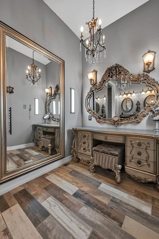 Single Family Residence For Sale in Mc Lennan County , 5004 Gholson Road, Waco, Texas 76705, 3 Bedrooms, 4 Bathrooms, 3 Garage spaces, 3,145 Sqft, built in 2017, Price $1,100,000, mls#21329772, Real Estate Agent in Waco, Homes For Sale in Mc Lennan county, Homes For Sale in Waco, Realtor in Waco Texas, Real Estate Brokerage Independent Realty Texas, Luminita Cordes Realtor