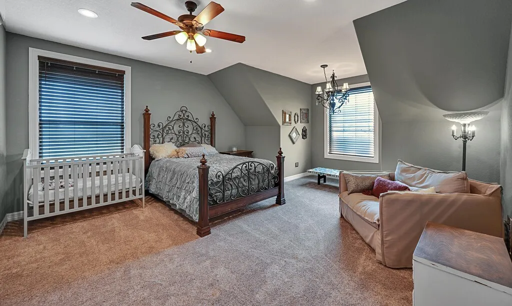 Single Family Residence For Sale in Mc Lennan County , 5004 Gholson Road, Waco, Texas 76705, 3 Bedrooms, 4 Bathrooms, 3 Garage spaces, 3,145 Sqft, built in 2017, Price $1,100,000, mls#21329772, Real Estate Agent in Waco, Homes For Sale in Mc Lennan county, Homes For Sale in Waco, Realtor in Waco Texas, Real Estate Brokerage Independent Realty Texas, Luminita Cordes Realtor