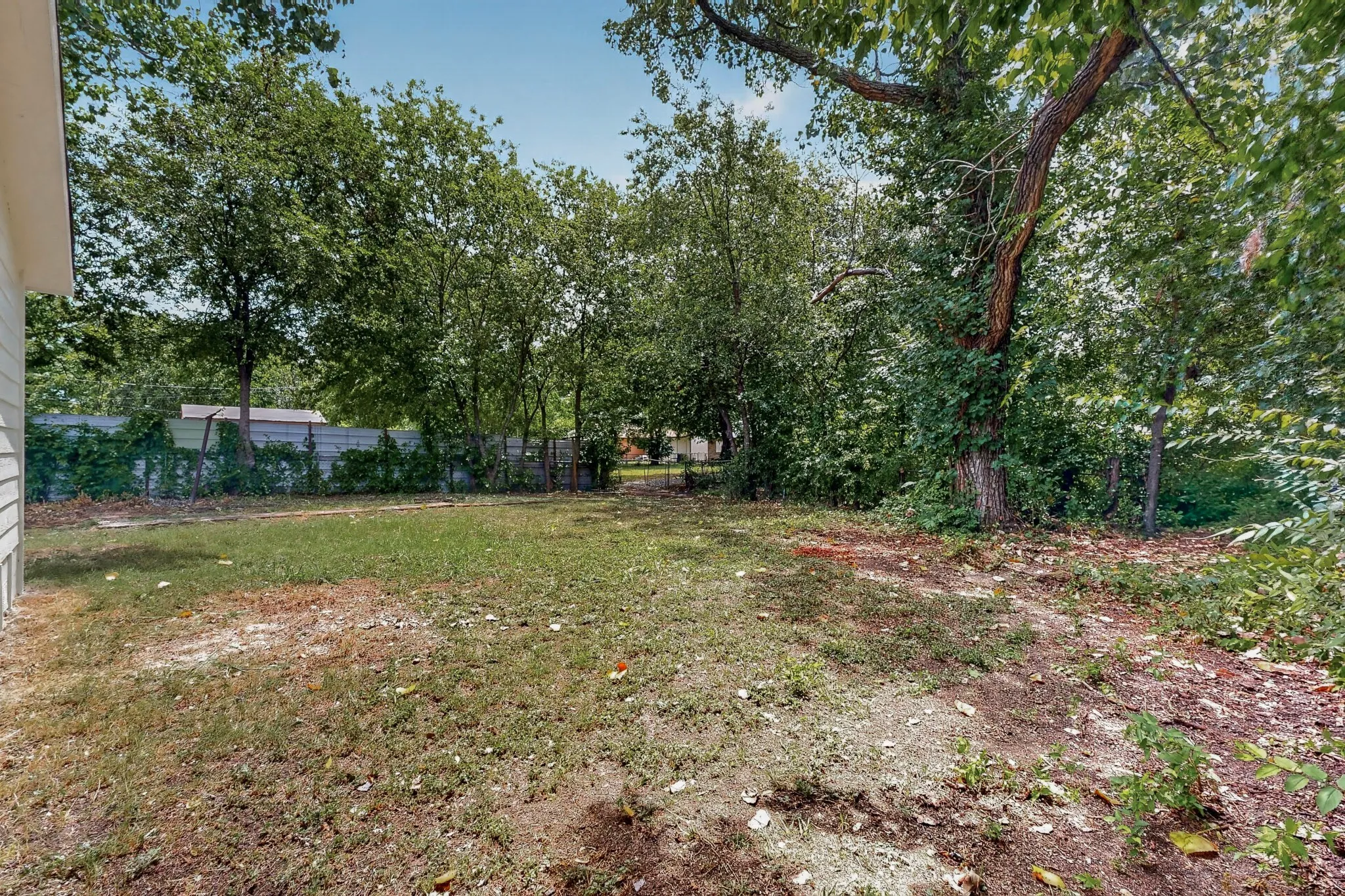 Single Family Residence For Sale in Dallas County , 6208 Fenway Street, Dallas, Texas 75217, 4 Bedroom, 3 Bathroom, Garage spaces, 1,835 Sqft, built in 1963, mls#21330324, Real Estate Agent in Dallas, Homes For Sale in Dallas county, Homes For Sale in Dallas, Realtor in Dallas Texas, Real Estate Brokerage Independent Realty Texas, Luminita Cordes Realtor
