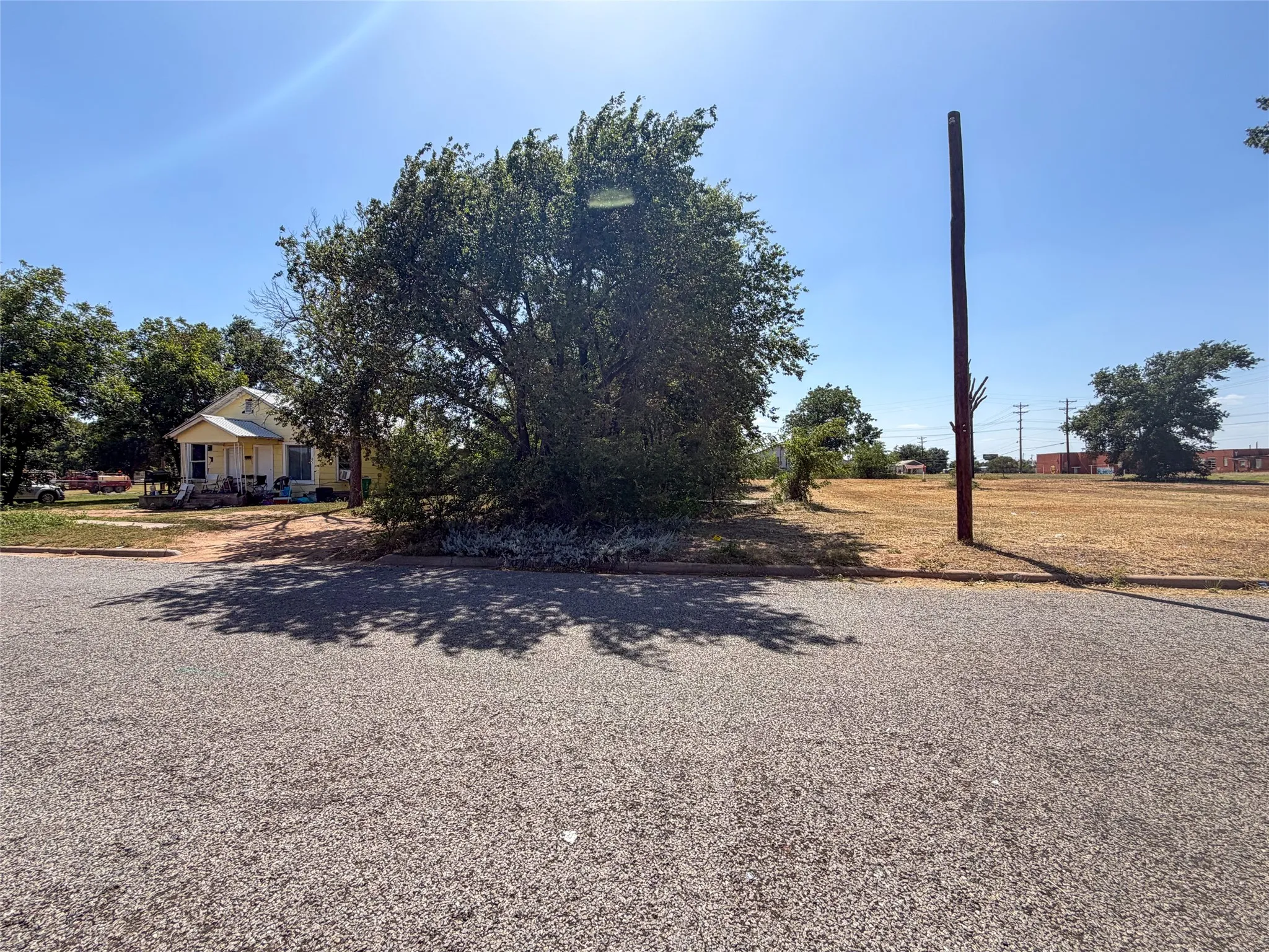 Unimproved Land For Sale in Wilbarger County , 1116 Houston Street, Vernon, Texas 76384, 0, 0, Garage spaces, 0 Sqft, built in 0, mls#21334741, Real Estate Agent in Vernon, Homes For Sale in Wilbarger county, Homes For Sale in Vernon, Realtor in Vernon Texas, Real Estate Brokerage Independent Realty Texas, Luminita Cordes Realtor
