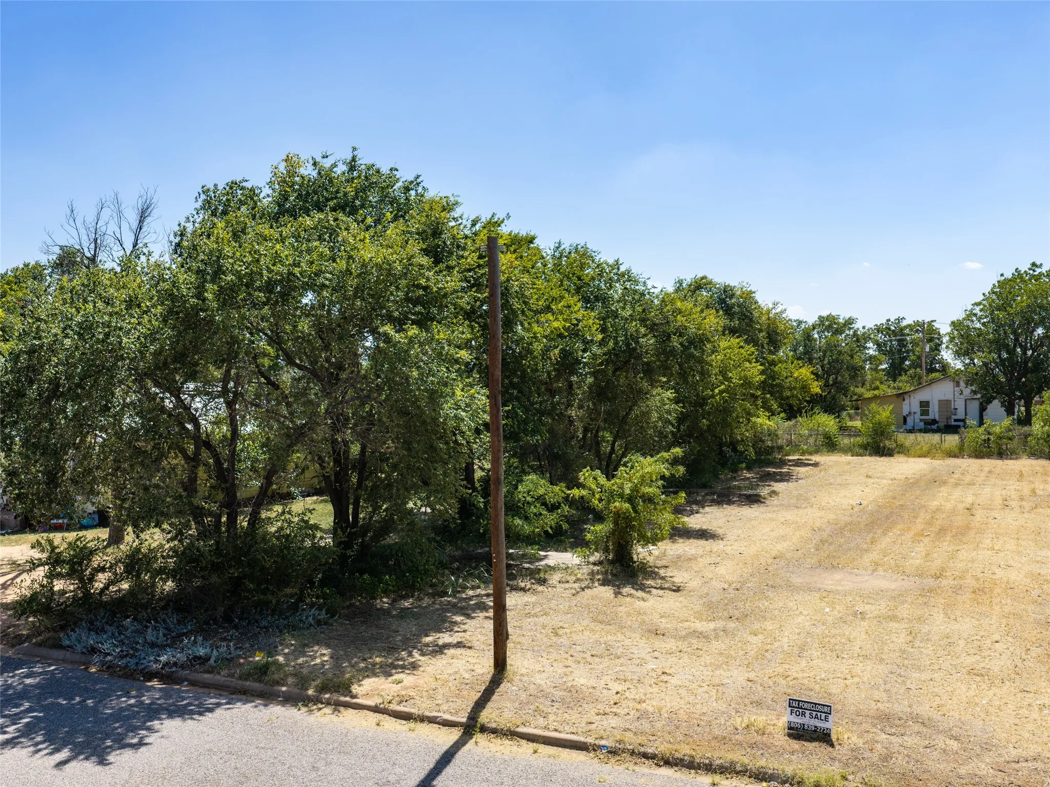 Unimproved Land For Sale in Wilbarger County , 1116 Houston Street, Vernon, Texas 76384, 0, 0, Garage spaces, 0 Sqft, built in 0, mls#21334741, Real Estate Agent in Vernon, Homes For Sale in Wilbarger county, Homes For Sale in Vernon, Realtor in Vernon Texas, Real Estate Brokerage Independent Realty Texas, Luminita Cordes Realtor