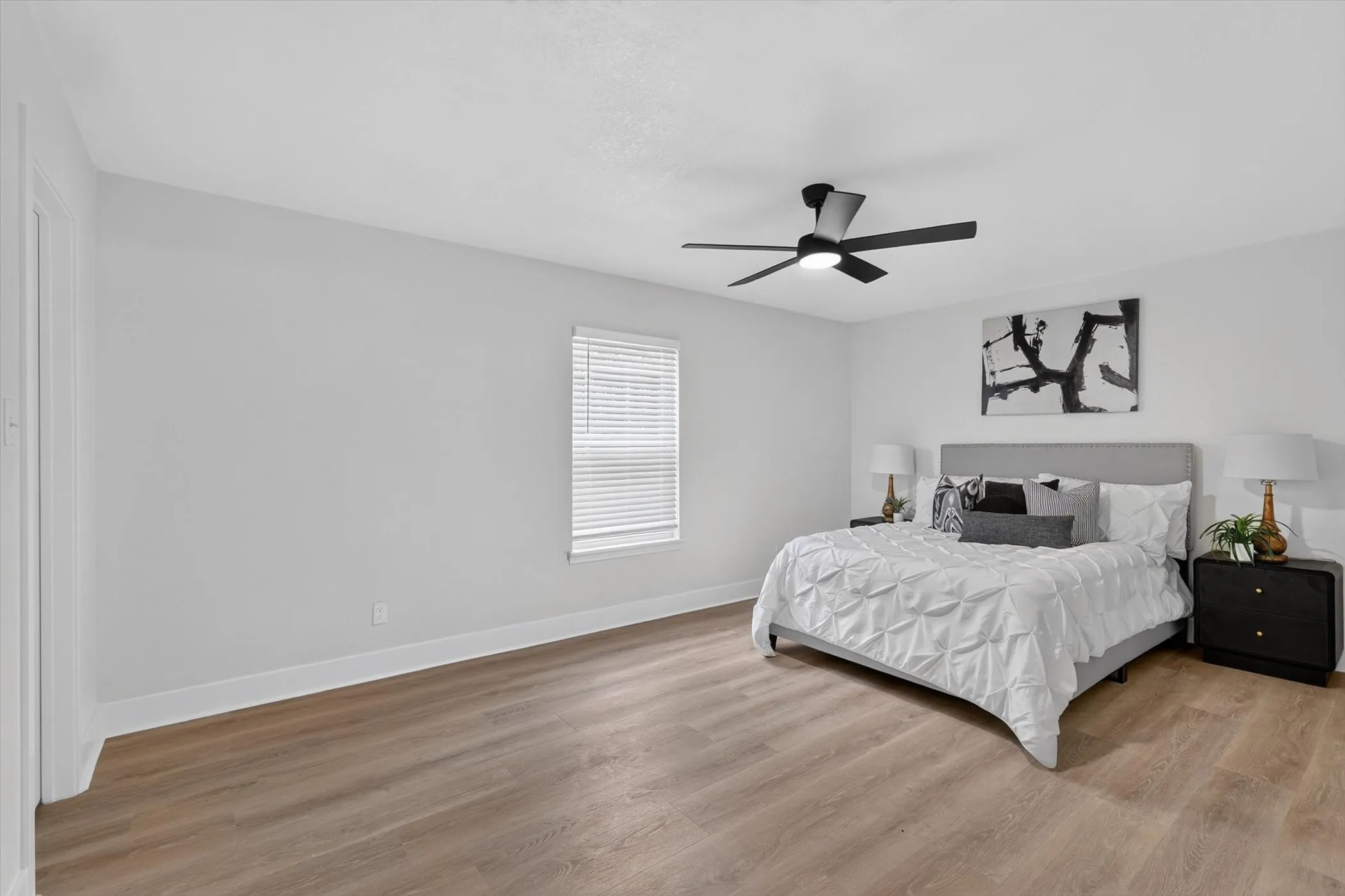 Single Family Residence For Sale in Collin County , 1309 Thoreau Lane, Allen, Texas 75002, 3 Bedroom, 2 Bathroom, 2 Garage spaces, 1,430 Sqft, built in 1983, mls#21313739, Real Estate Agent in Allen, Homes For Sale in Collin county, Homes For Sale in Allen, Realtor in Allen Texas, Real Estate Brokerage Independent Realty Texas, Luminita Cordes Realtor