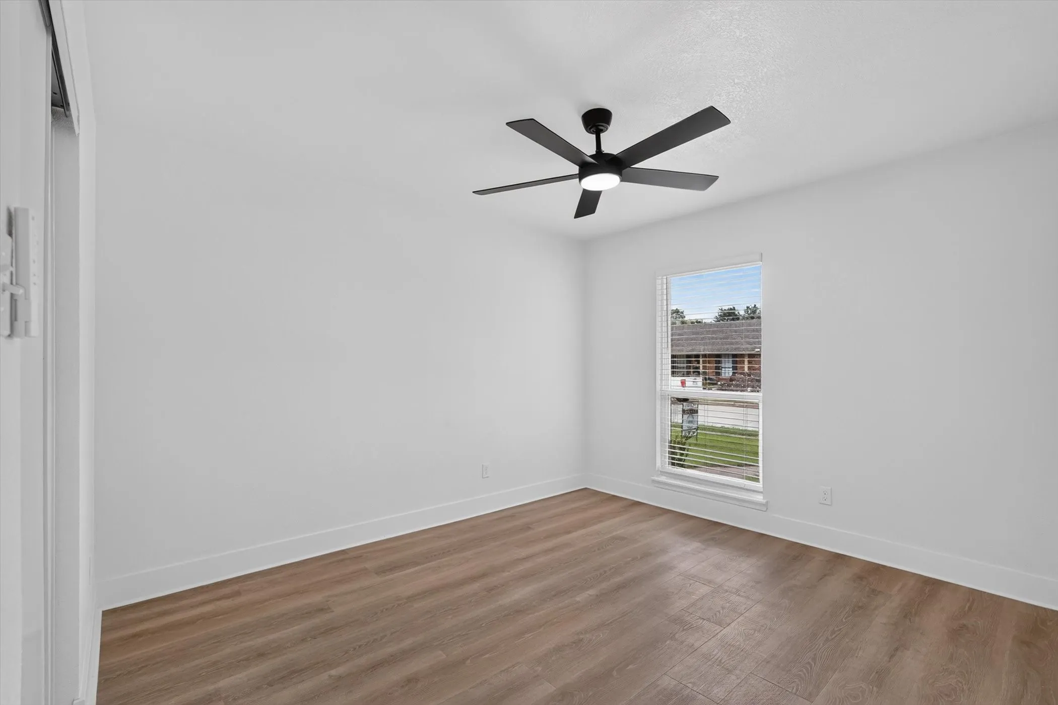 Single Family Residence For Sale in Collin County , 1309 Thoreau Lane, Allen, Texas 75002, 3 Bedroom, 2 Bathroom, 2 Garage spaces, 1,430 Sqft, built in 1983, mls#21313739, Real Estate Agent in Allen, Homes For Sale in Collin county, Homes For Sale in Allen, Realtor in Allen Texas, Real Estate Brokerage Independent Realty Texas, Luminita Cordes Realtor