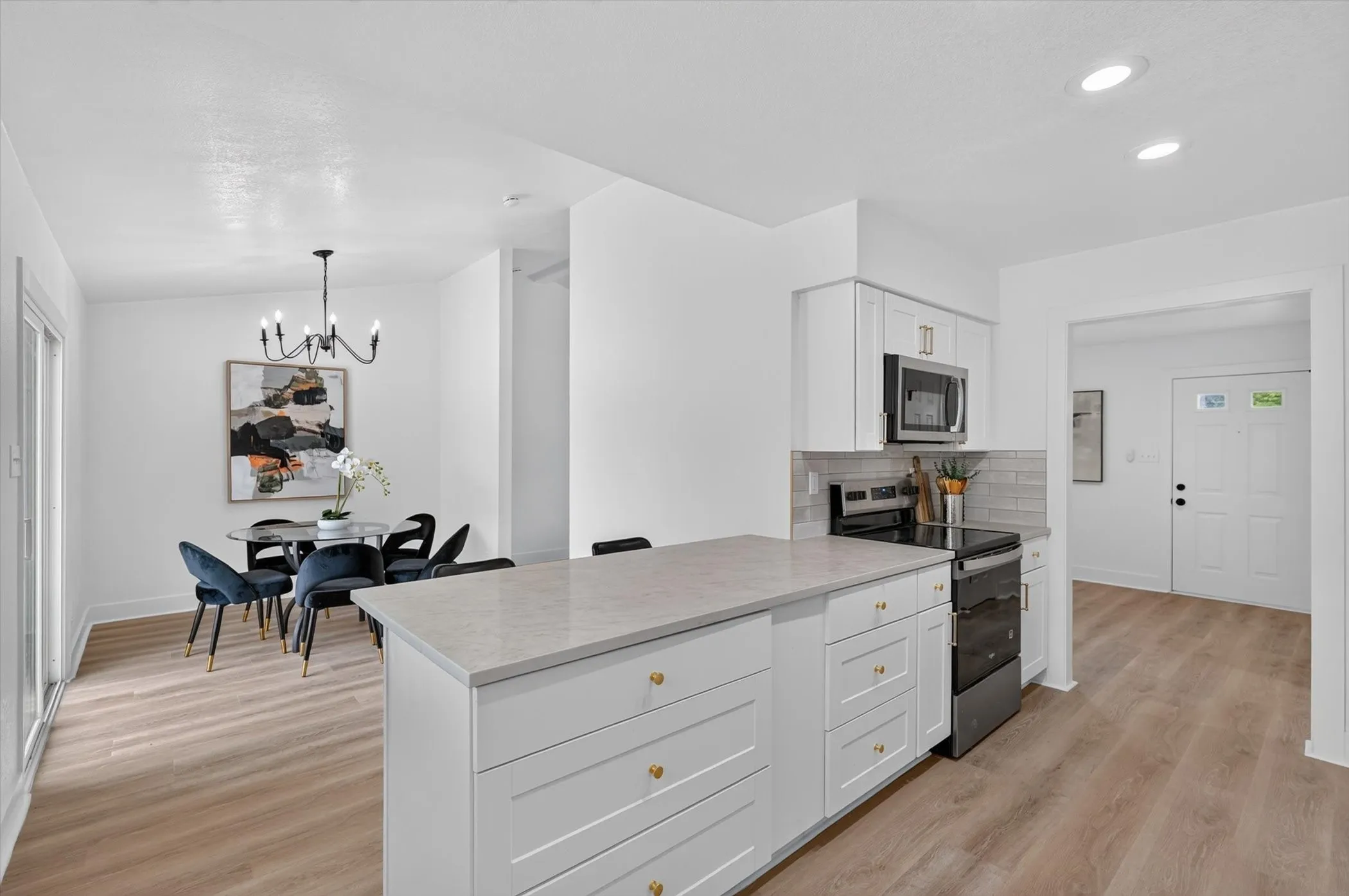 Single Family Residence For Sale in Collin County , 1309 Thoreau Lane, Allen, Texas 75002, 3 Bedroom, 2 Bathroom, 2 Garage spaces, 1,430 Sqft, built in 1983, mls#21313739, Real Estate Agent in Allen, Homes For Sale in Collin county, Homes For Sale in Allen, Realtor in Allen Texas, Real Estate Brokerage Independent Realty Texas, Luminita Cordes Realtor